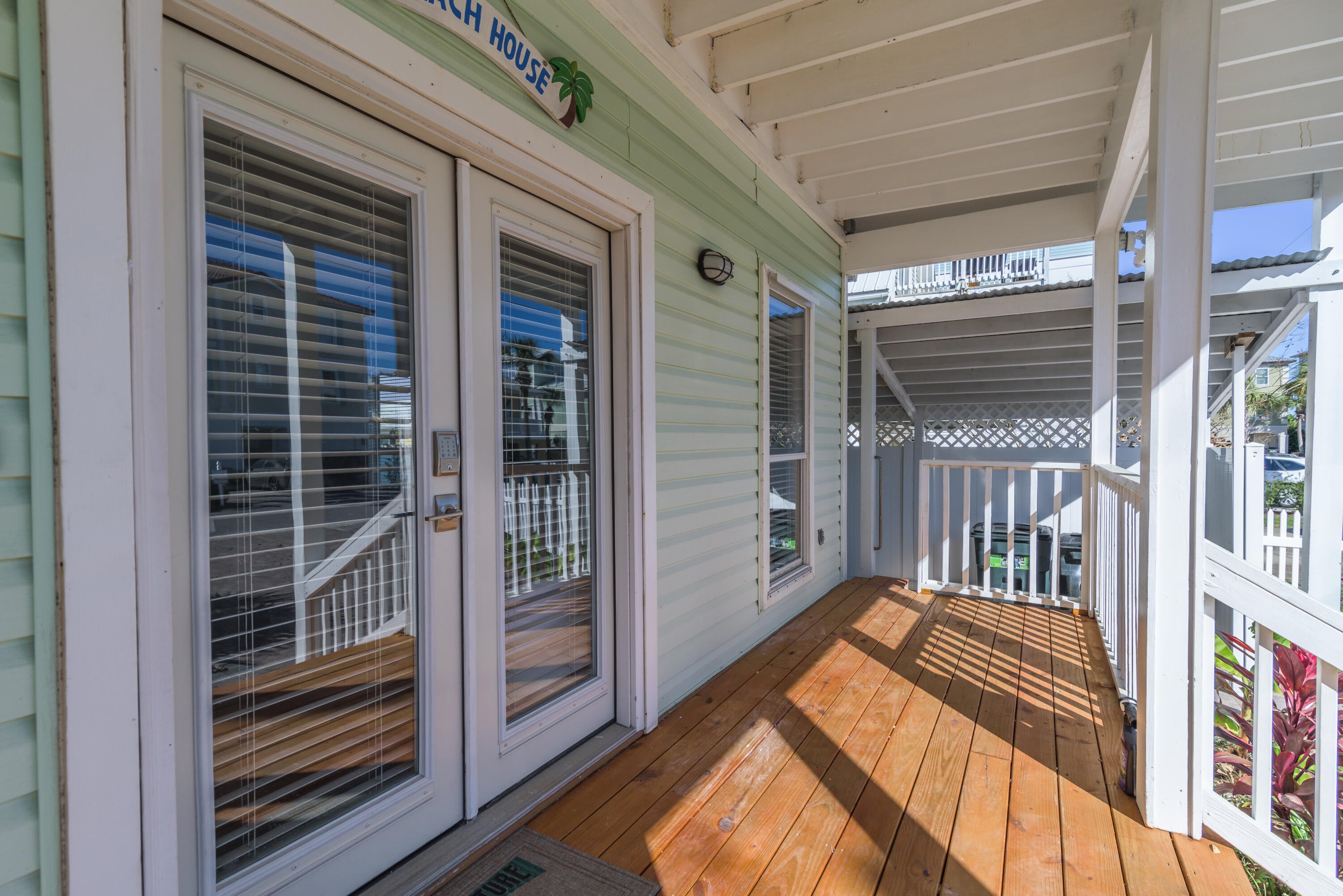 FRANGISTA BEACH 1ST ADDN - Residential