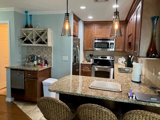 BEACHSIDE VILLAS CONDO - Residential