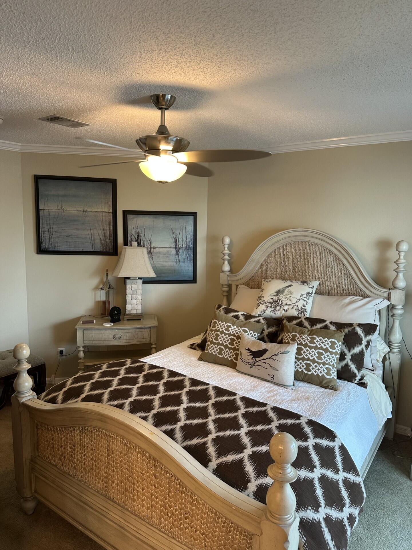 BEACHSIDE VILLAS CONDO - Residential