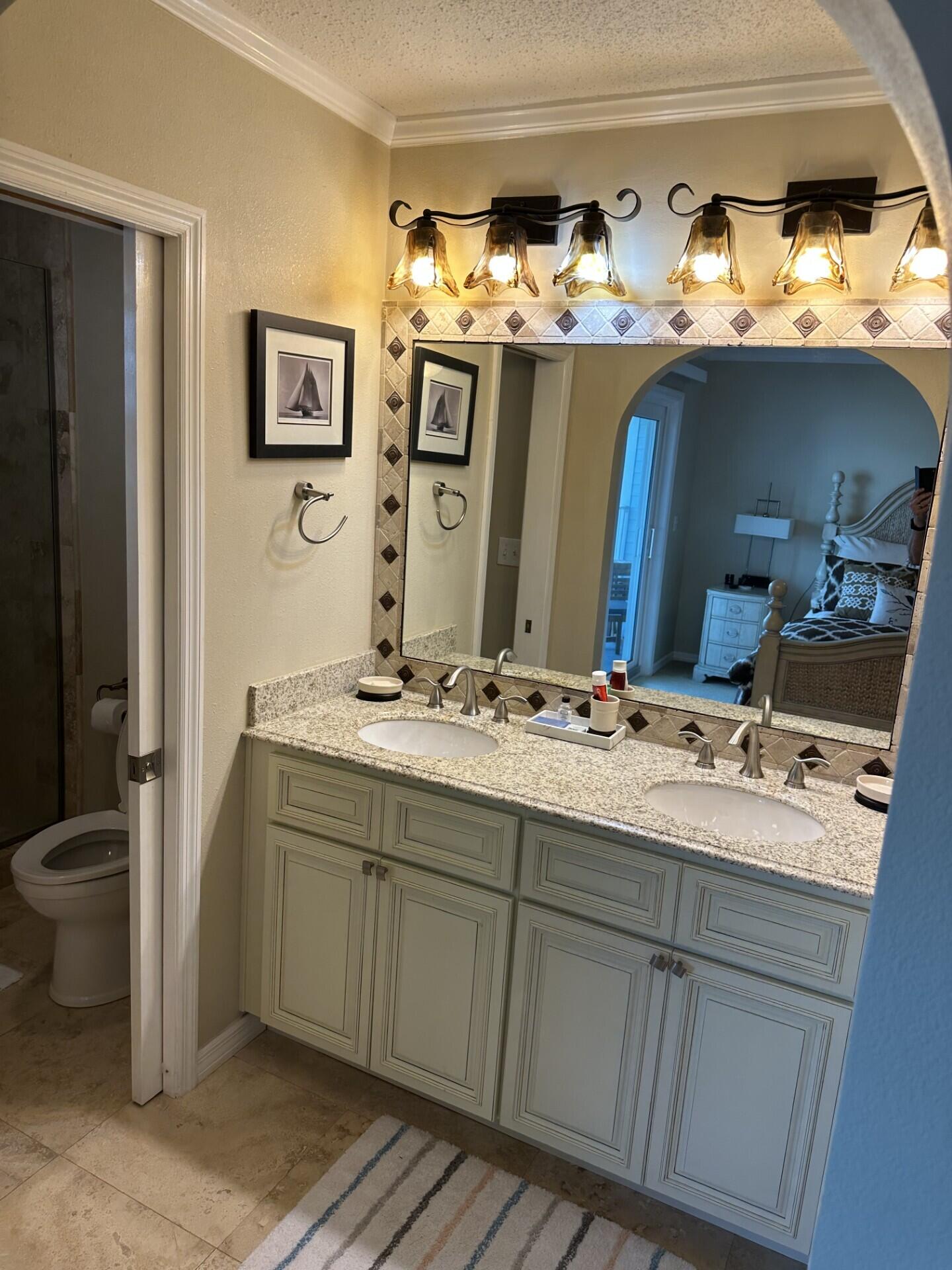 BEACHSIDE VILLAS CONDO - Residential
