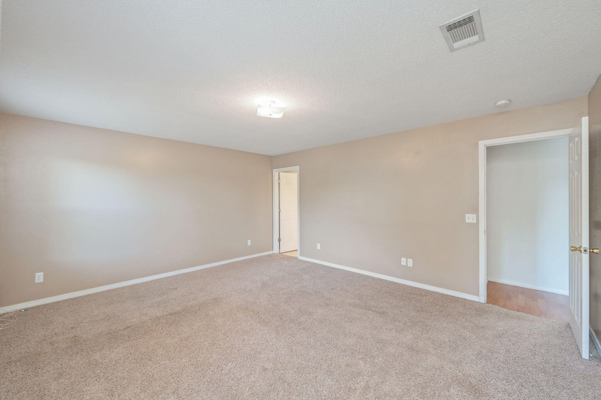 WESTVIEW EST PH IV LOT 15 - Residential