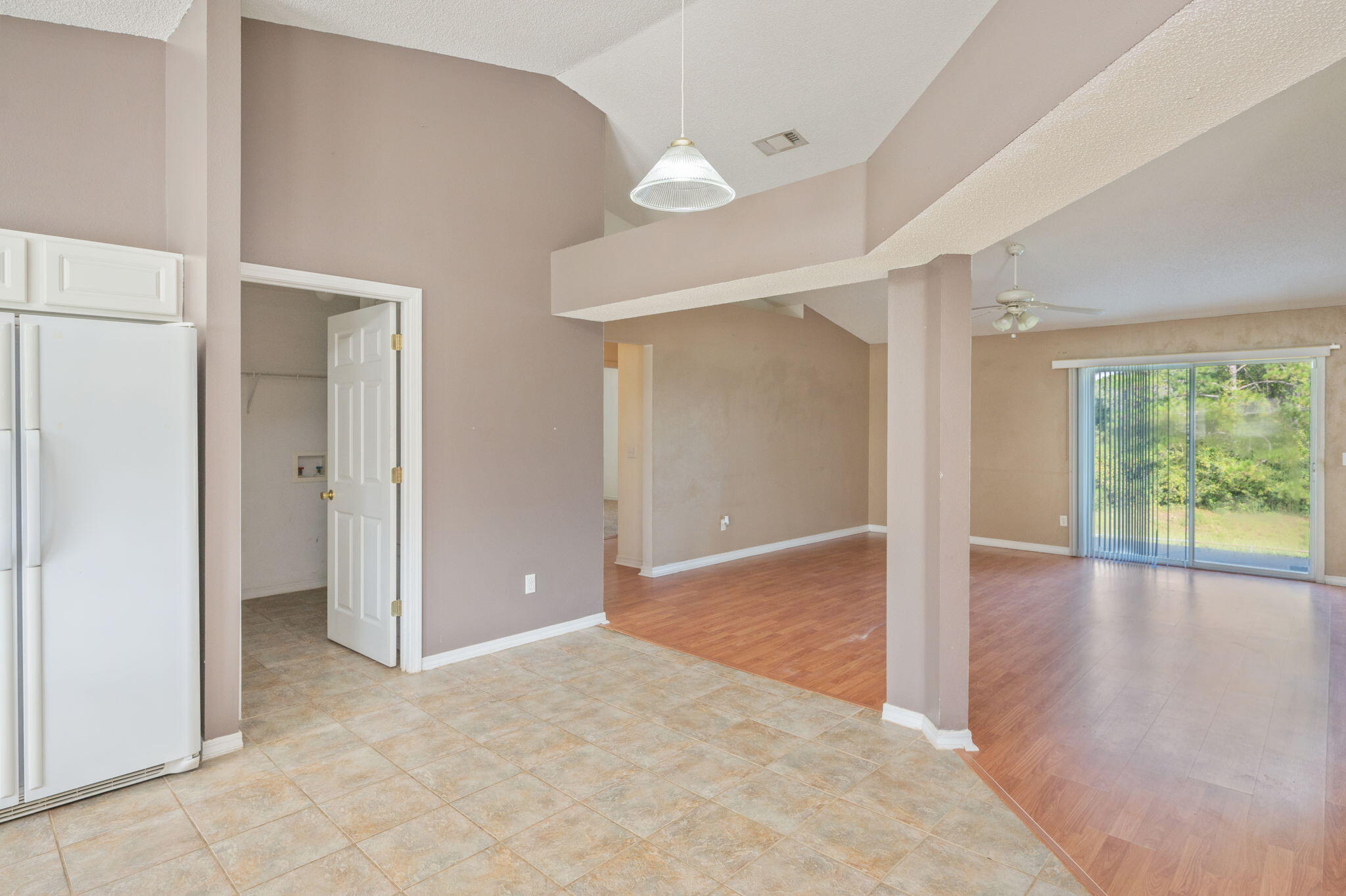 WESTVIEW EST PH IV LOT 15 - Residential
