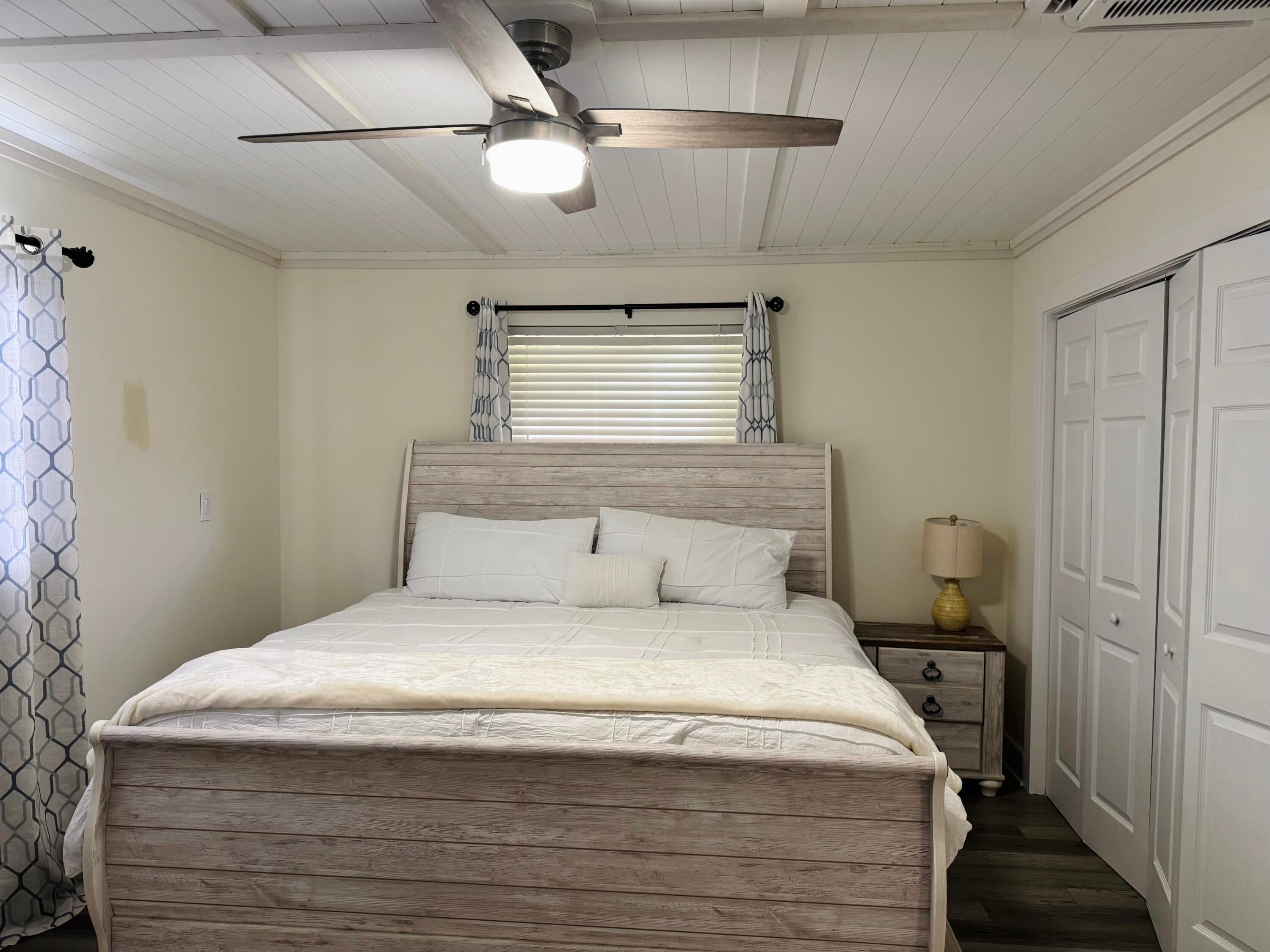 BAYOU POQUITO - Residential