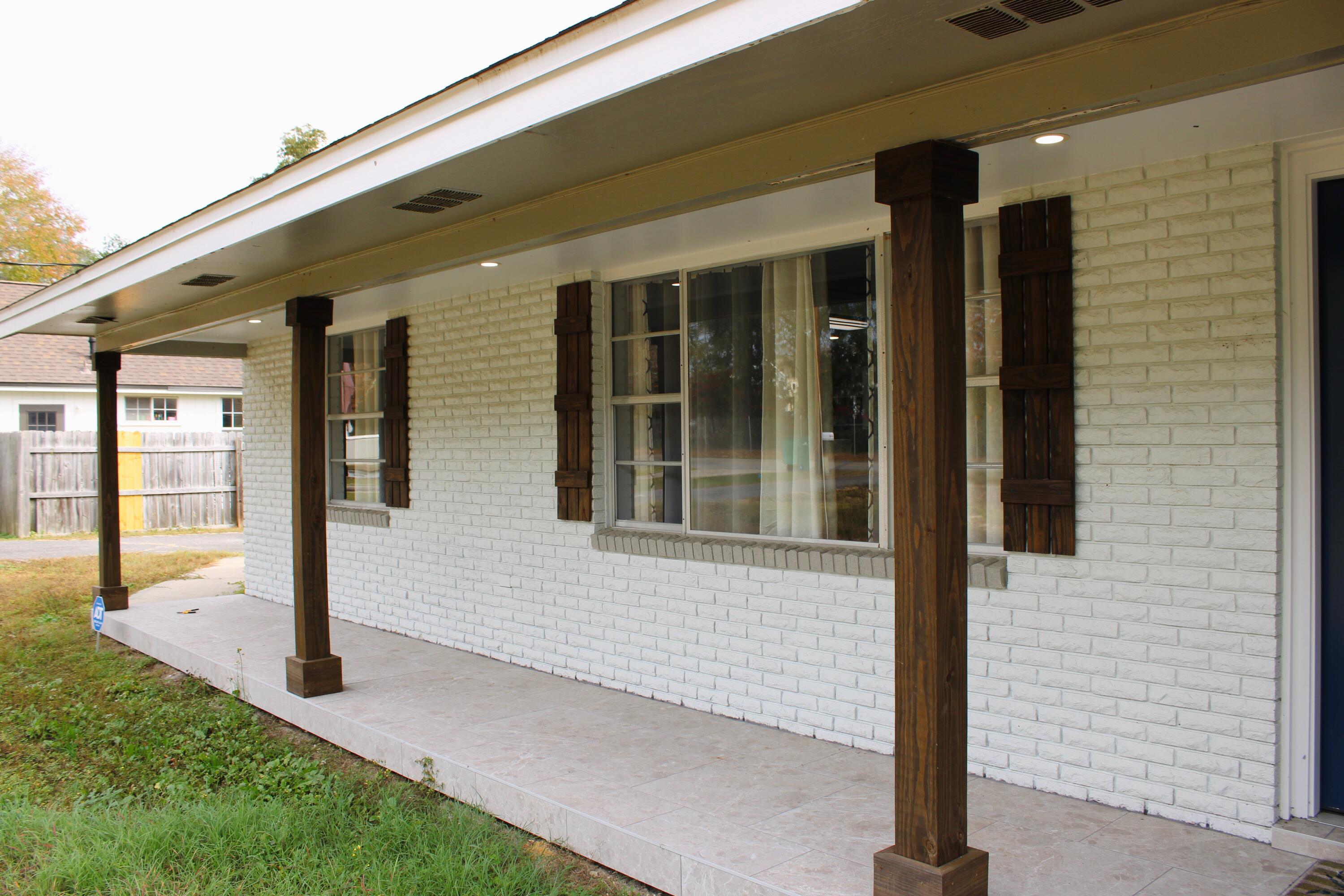 BAYOU POQUITO - Residential