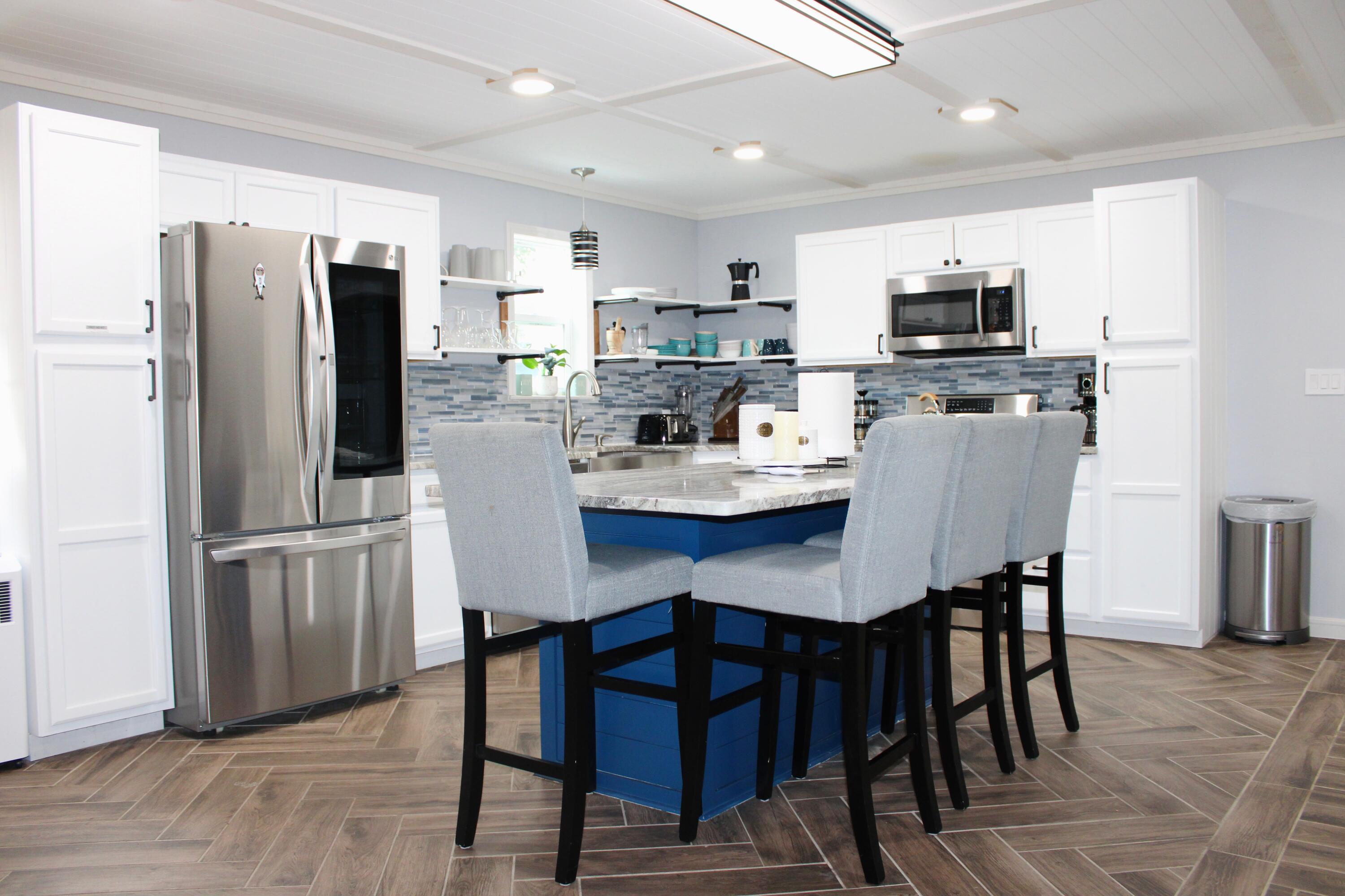 BAYOU POQUITO - Residential