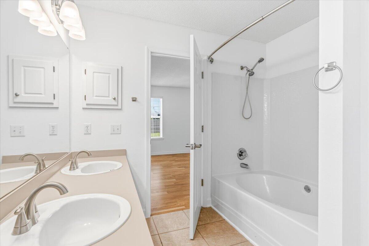 PARKER PLACE - Residential