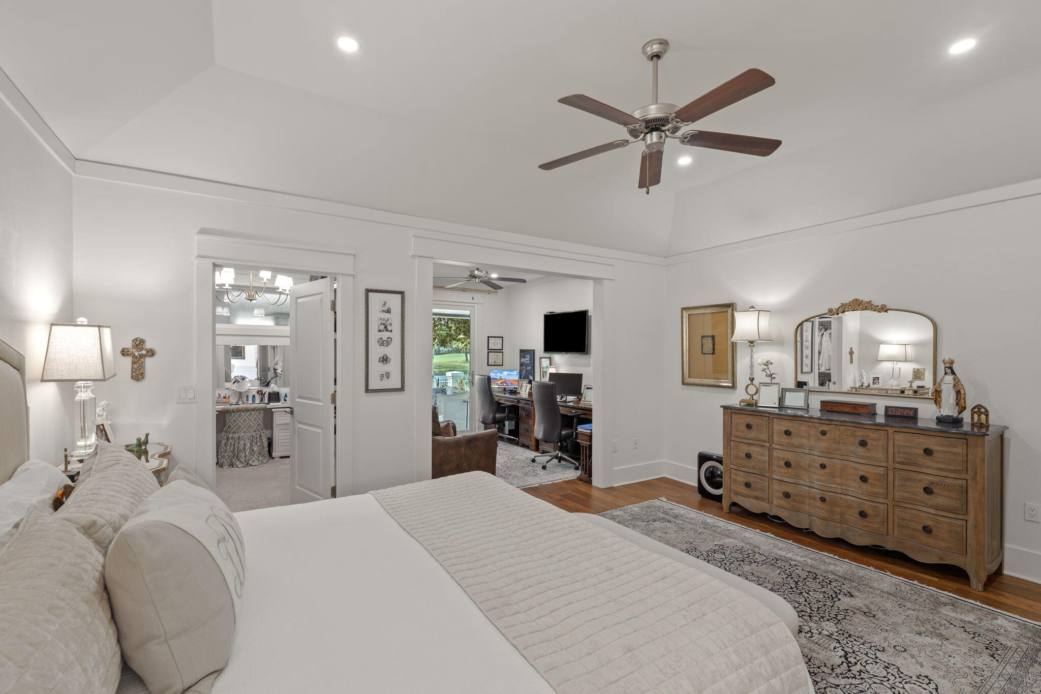 ISLAND GREEN - Residential