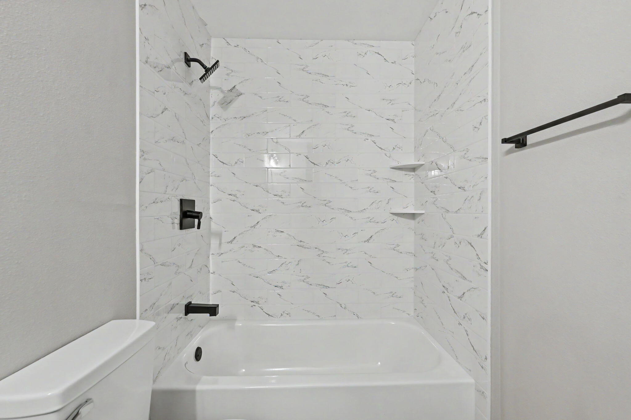VALENCIA ARMS - Residential