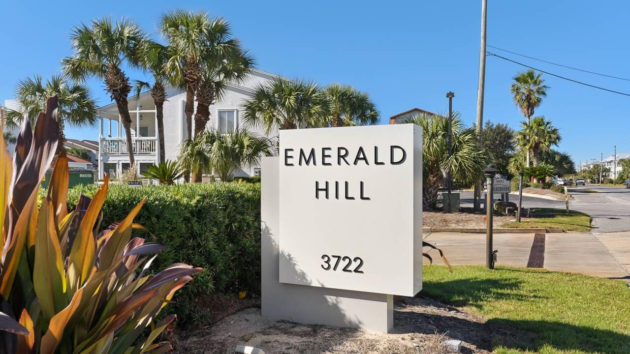 EMERALD HILL CONDO PH 2 - Residential