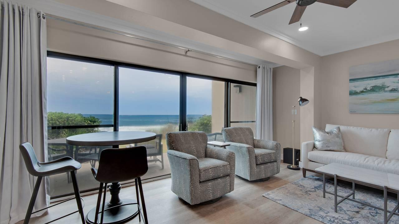 EMERALD HILL CONDO PH 2 - Residential