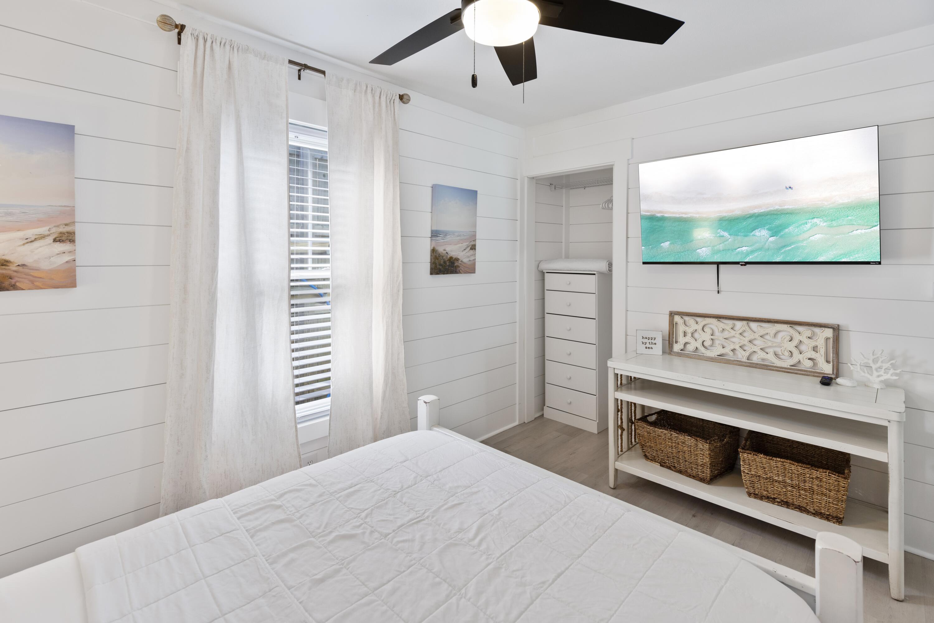 RIVIERA BEACH - Residential