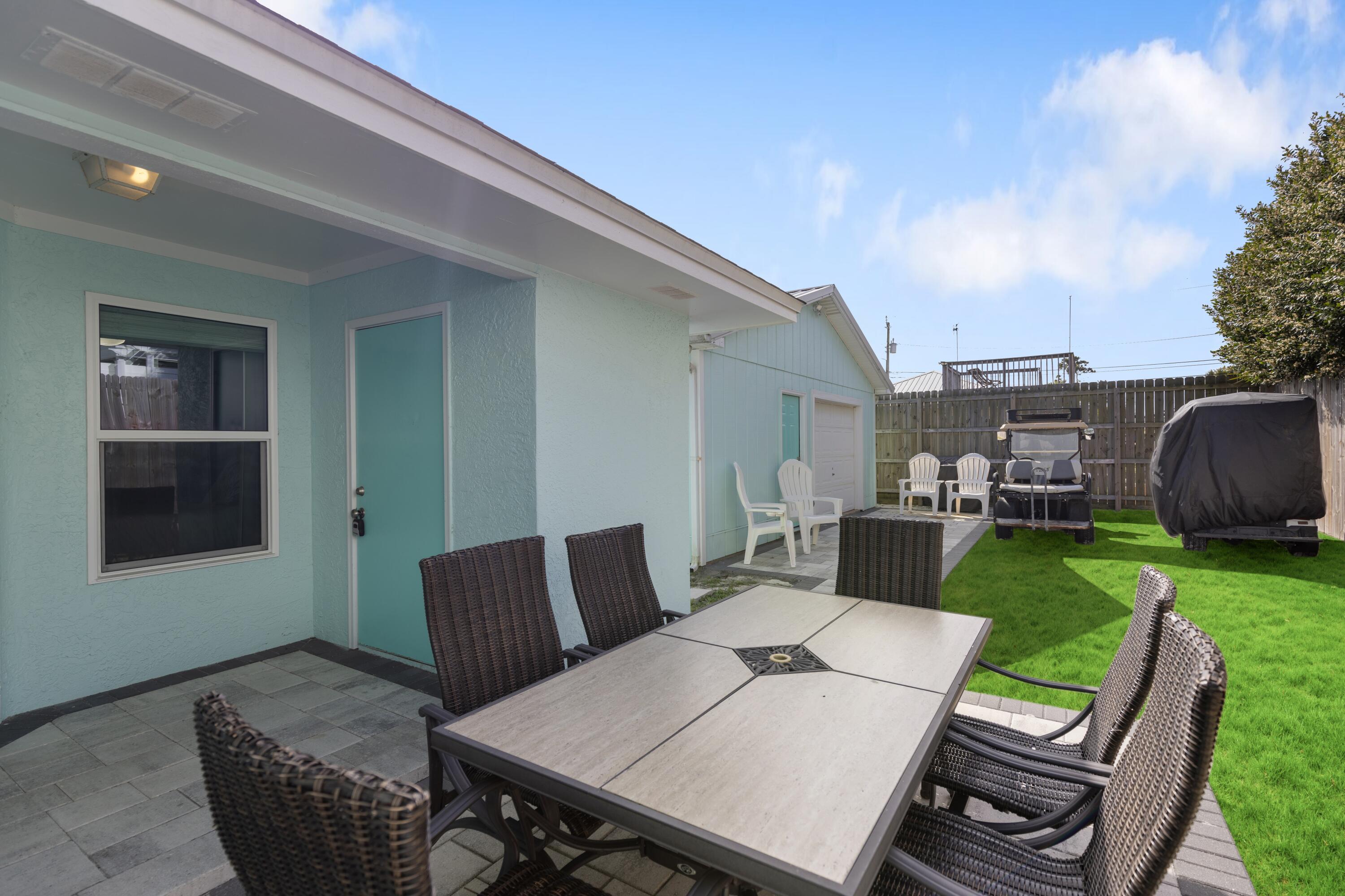 RIVIERA BEACH - Residential