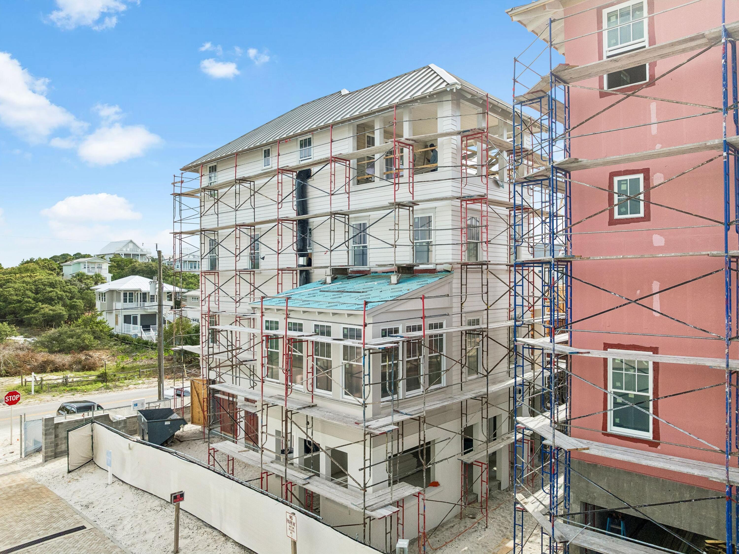 Lupin Beach - Residential