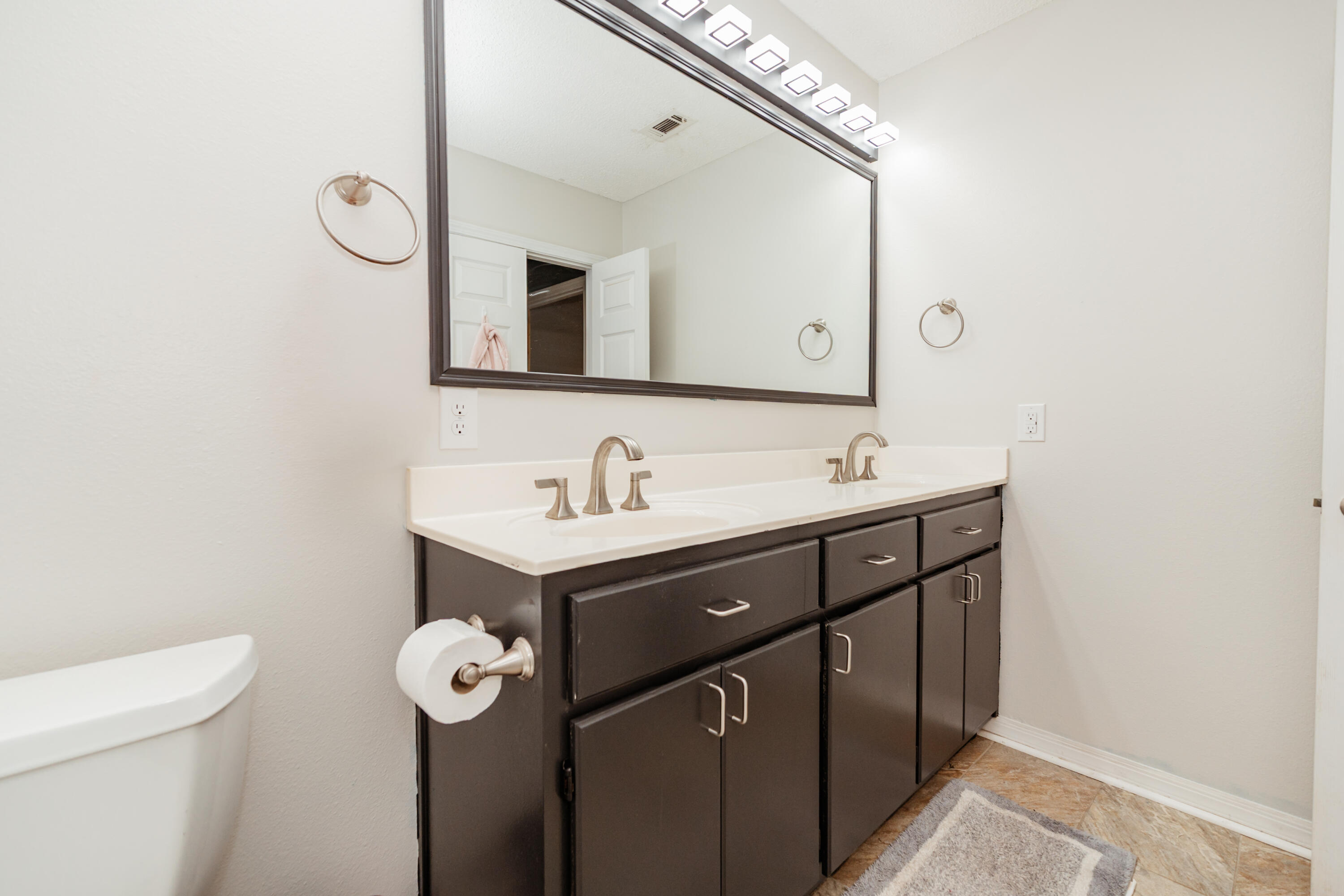 STEEPLECHASE PH 2 - Residential Lease