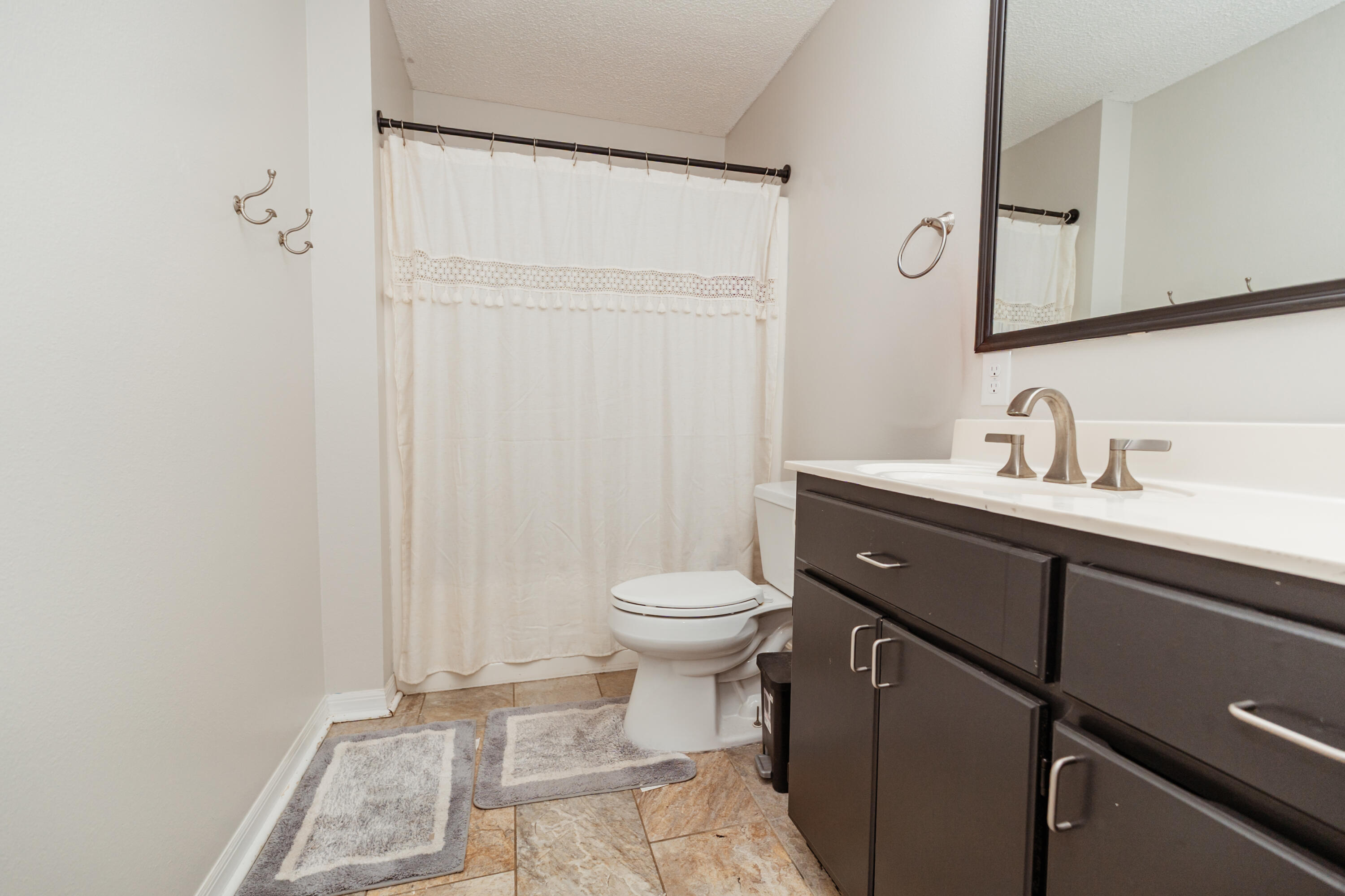 STEEPLECHASE PH 2 - Residential Lease