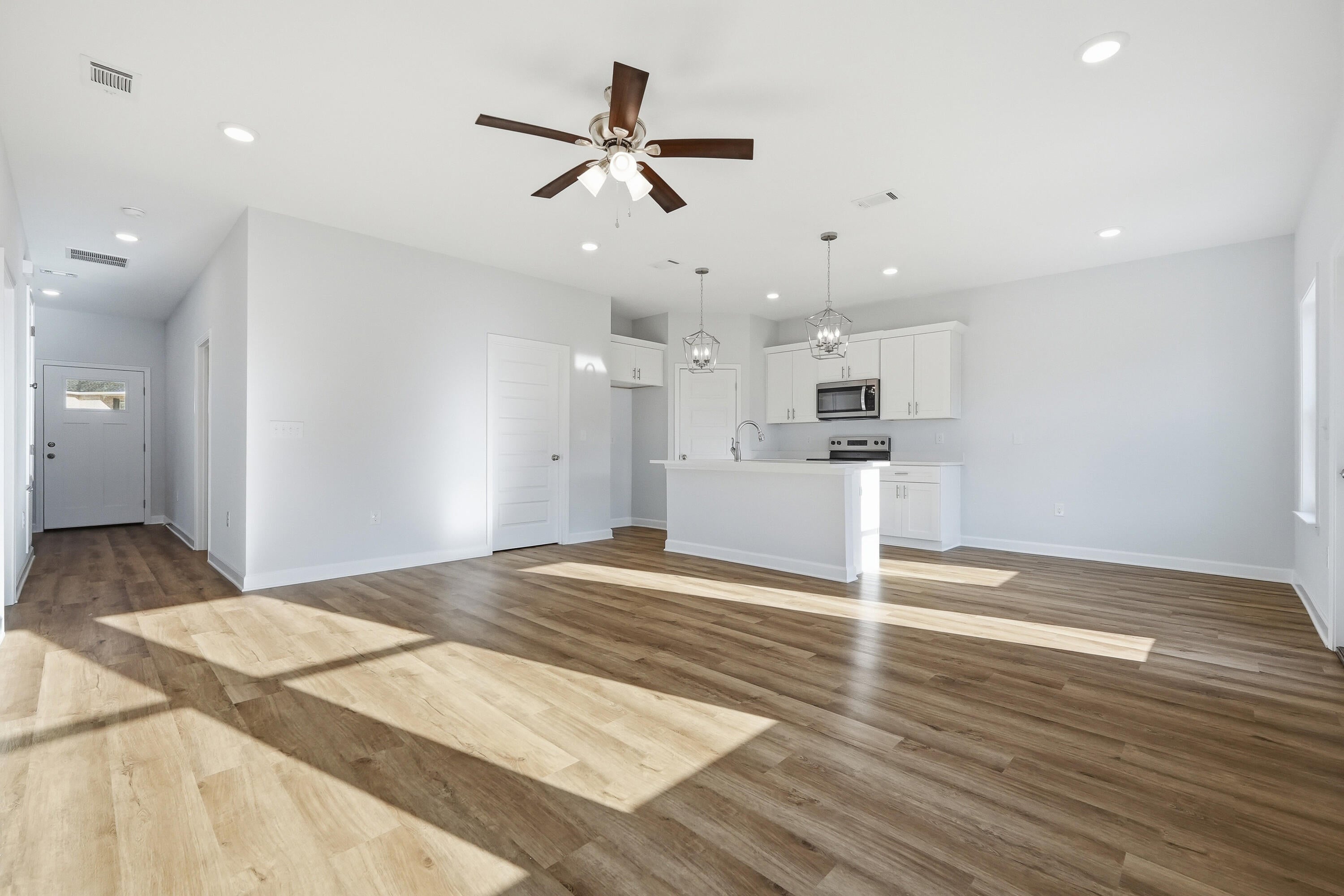 SOUTHERNAIRE S/D - Residential