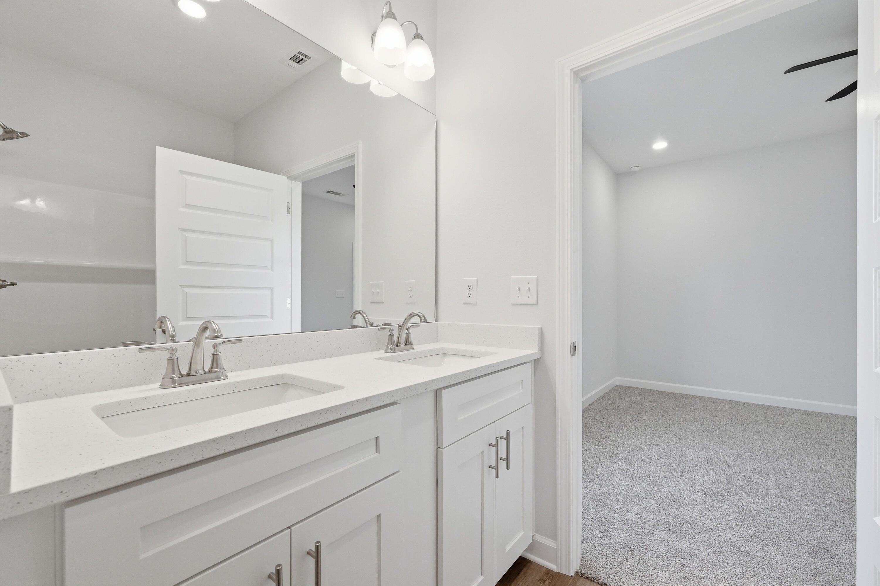 SOUTHERNAIRE S/D - Residential