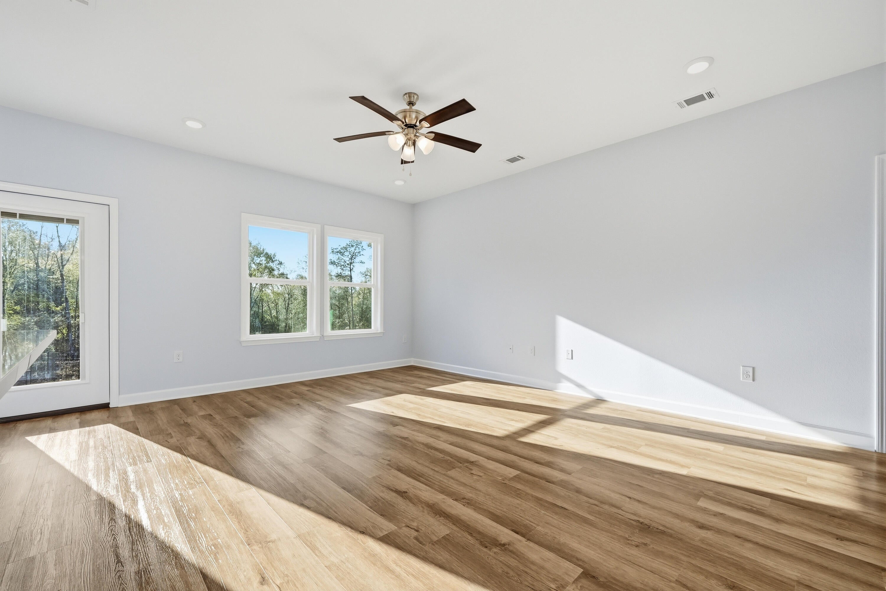 SOUTHERNAIRE S/D - Residential