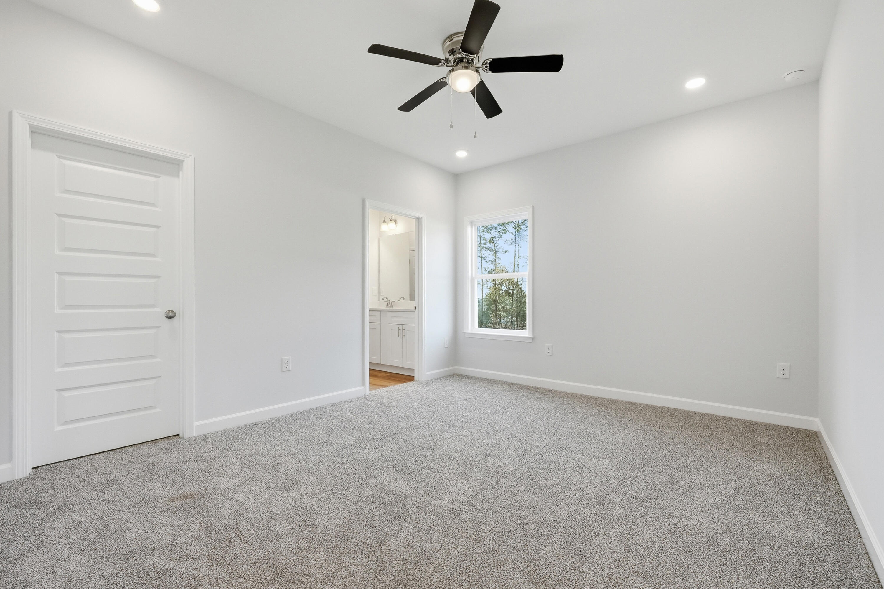 SOUTHERNAIRE S/D - Residential