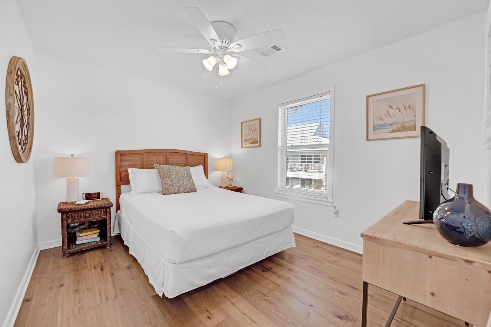 BEACHSIDE VILLAS CONDO - Residential