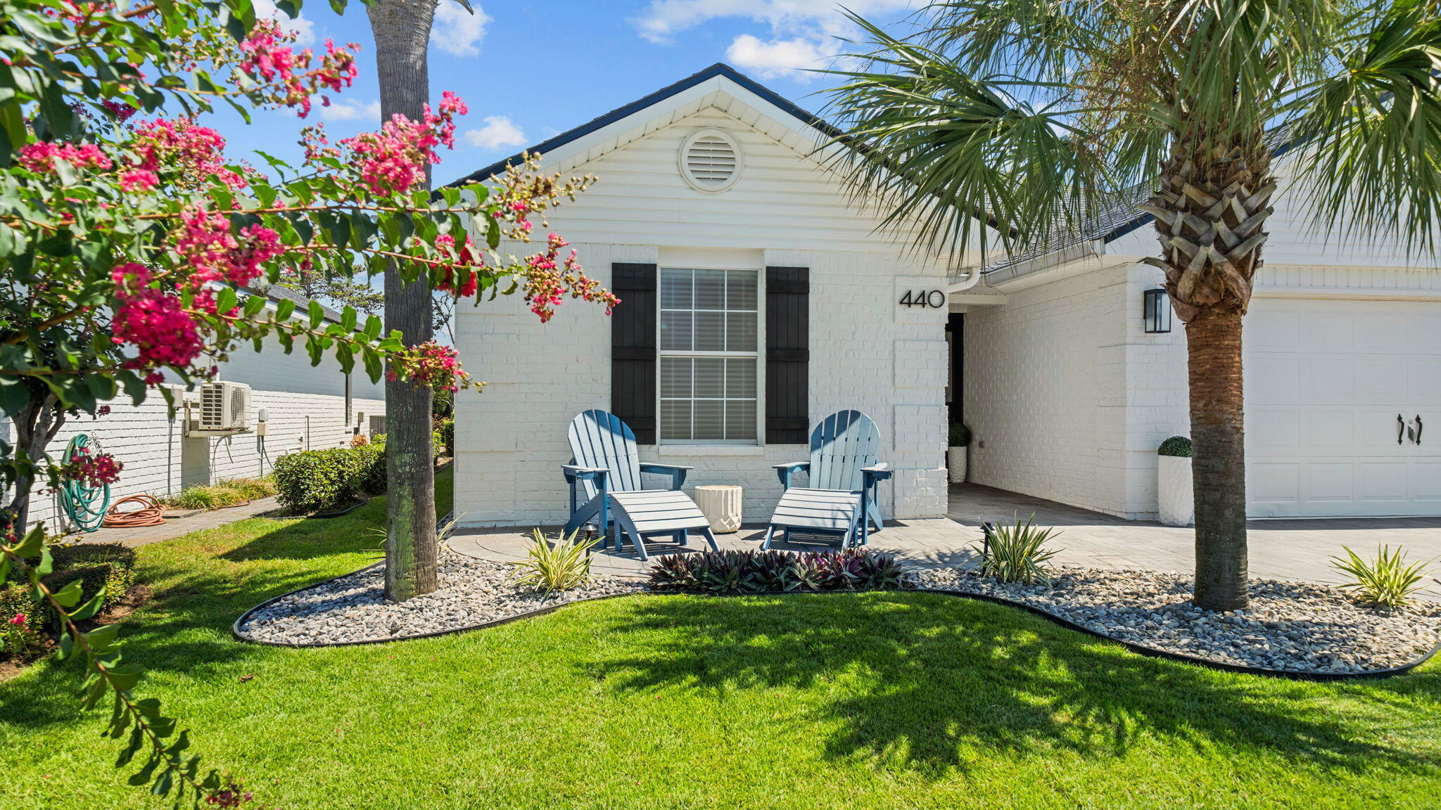 PARADISE RETREAT - Residential