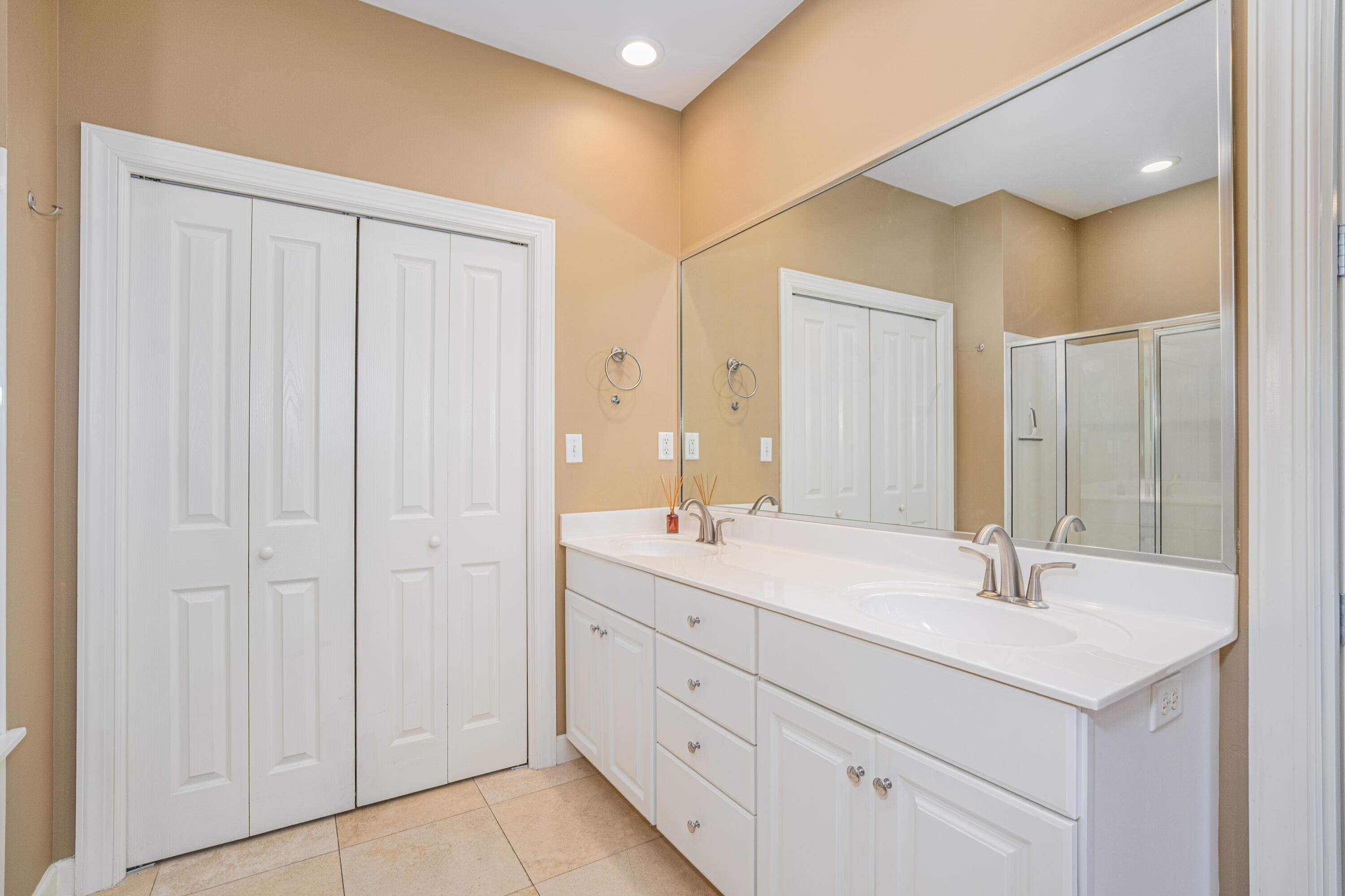 CRYSTAL LAKE II AT SANDESTIN - Residential