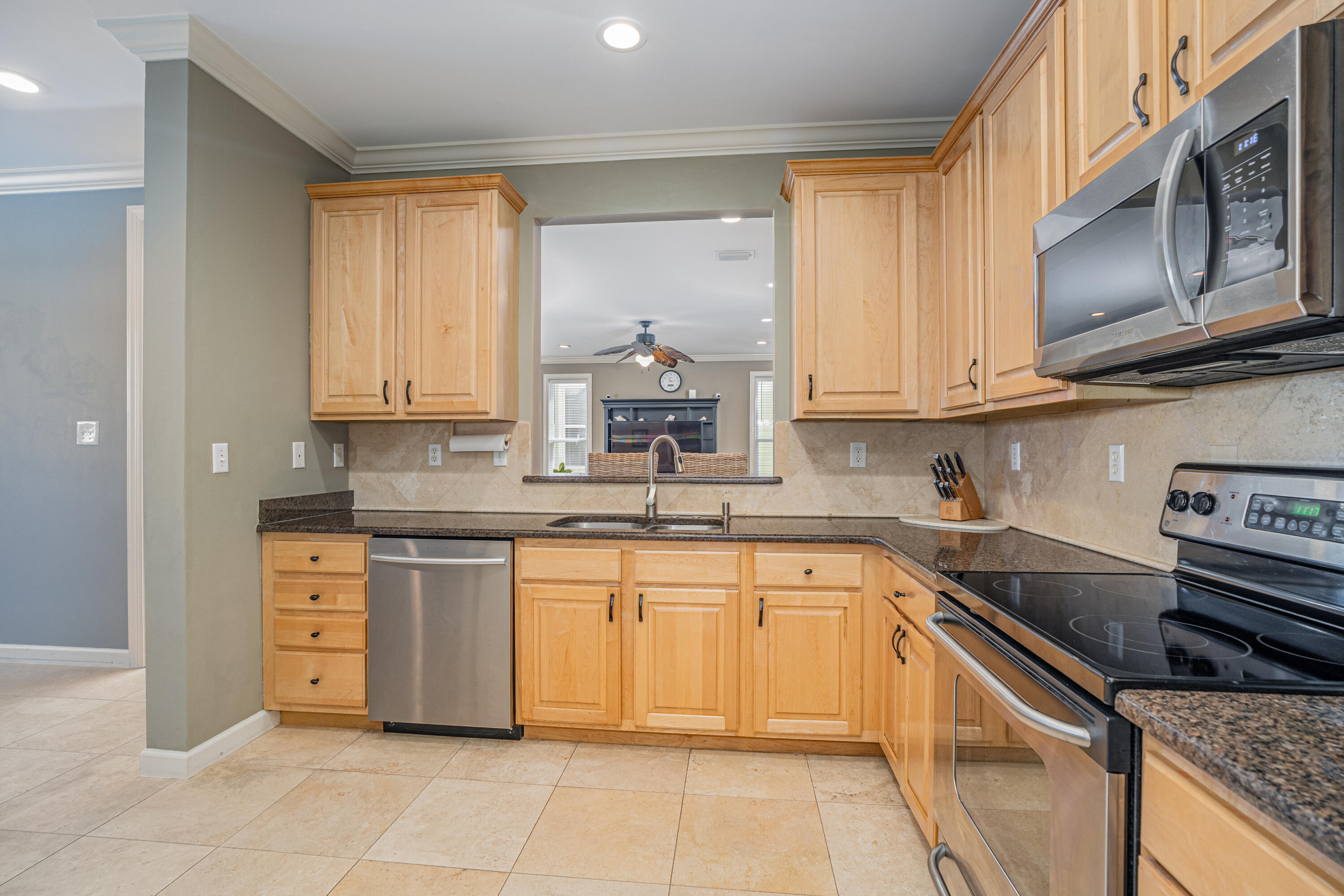 CRYSTAL LAKE II AT SANDESTIN - Residential