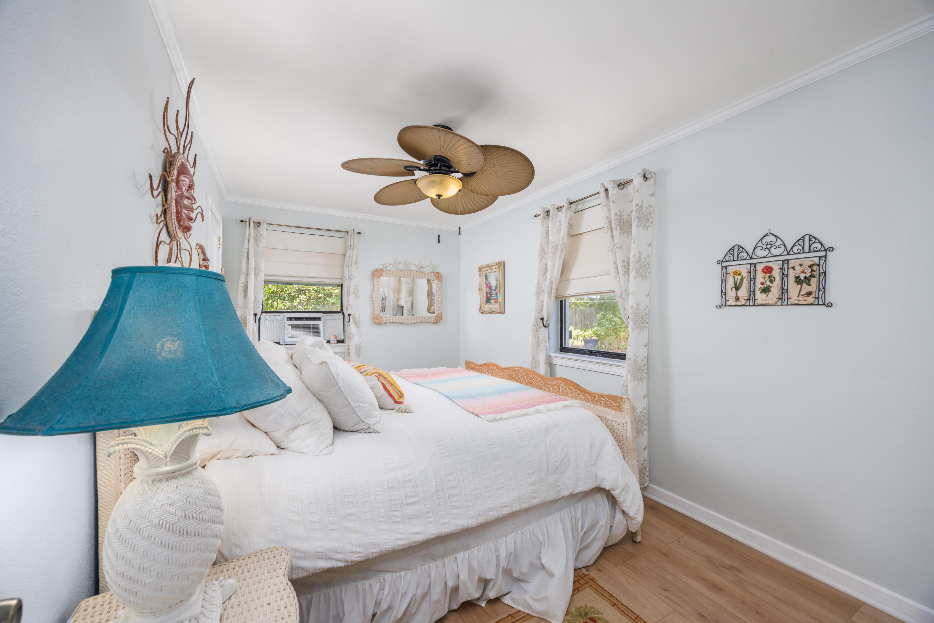 ELLIOTTS POINT 4TH ADDN - Residential
