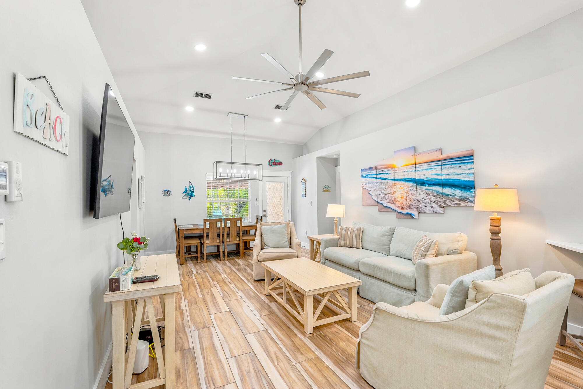 PARADISE RETREAT - Residential