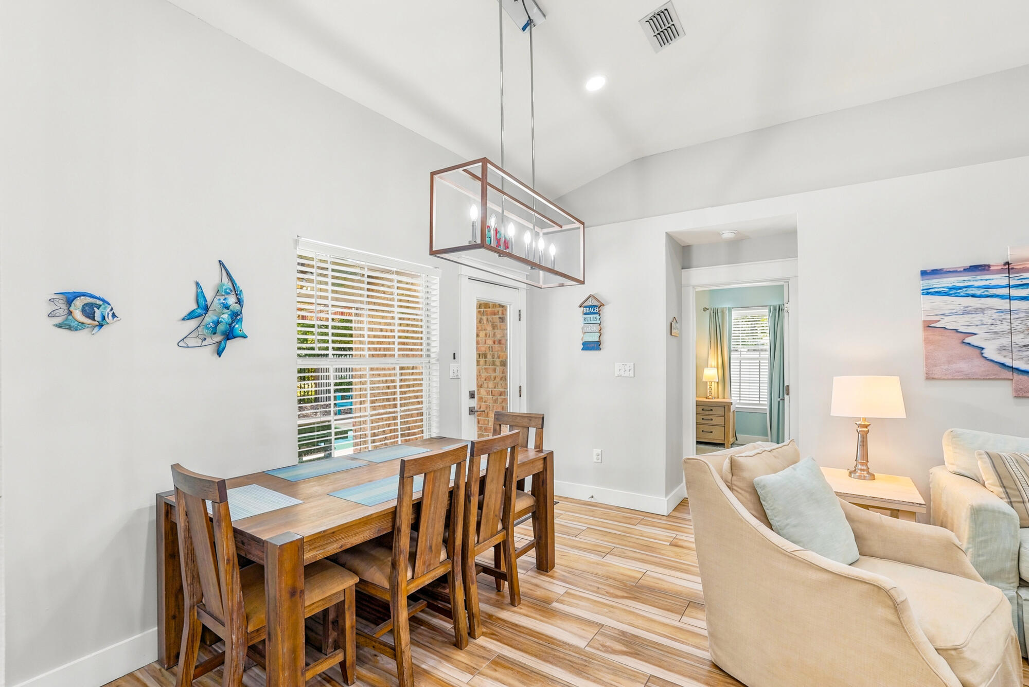 PARADISE RETREAT - Residential