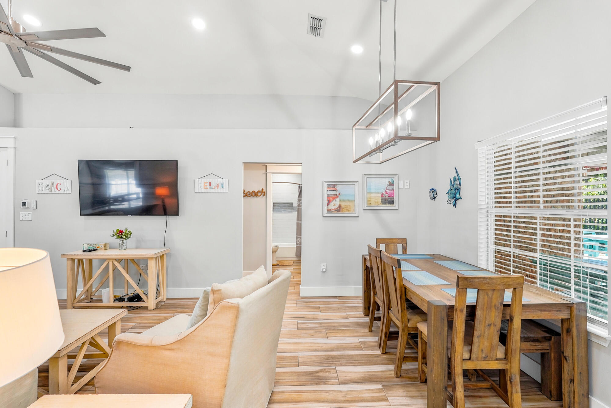 PARADISE RETREAT - Residential