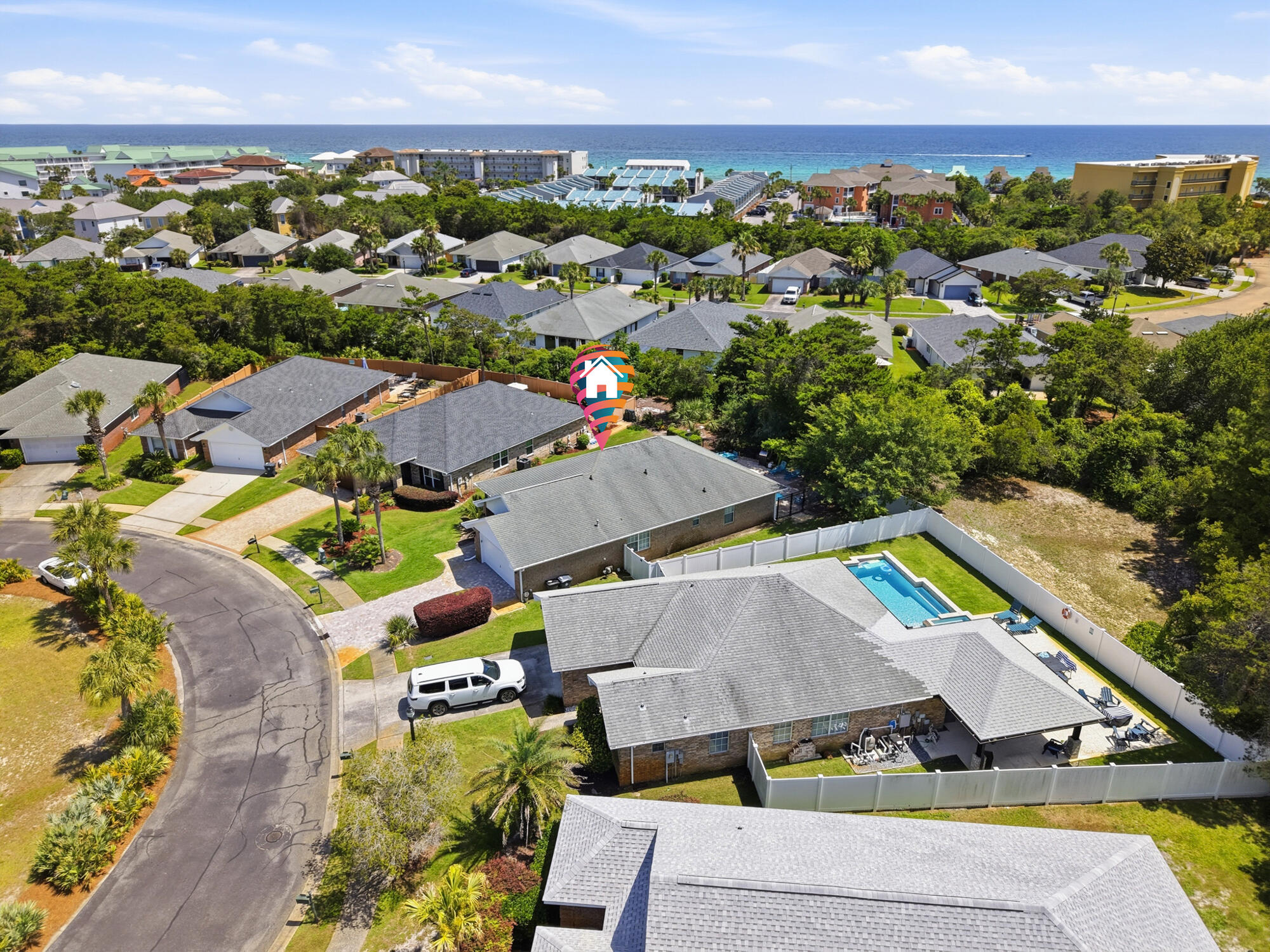 PARADISE RETREAT - Residential
