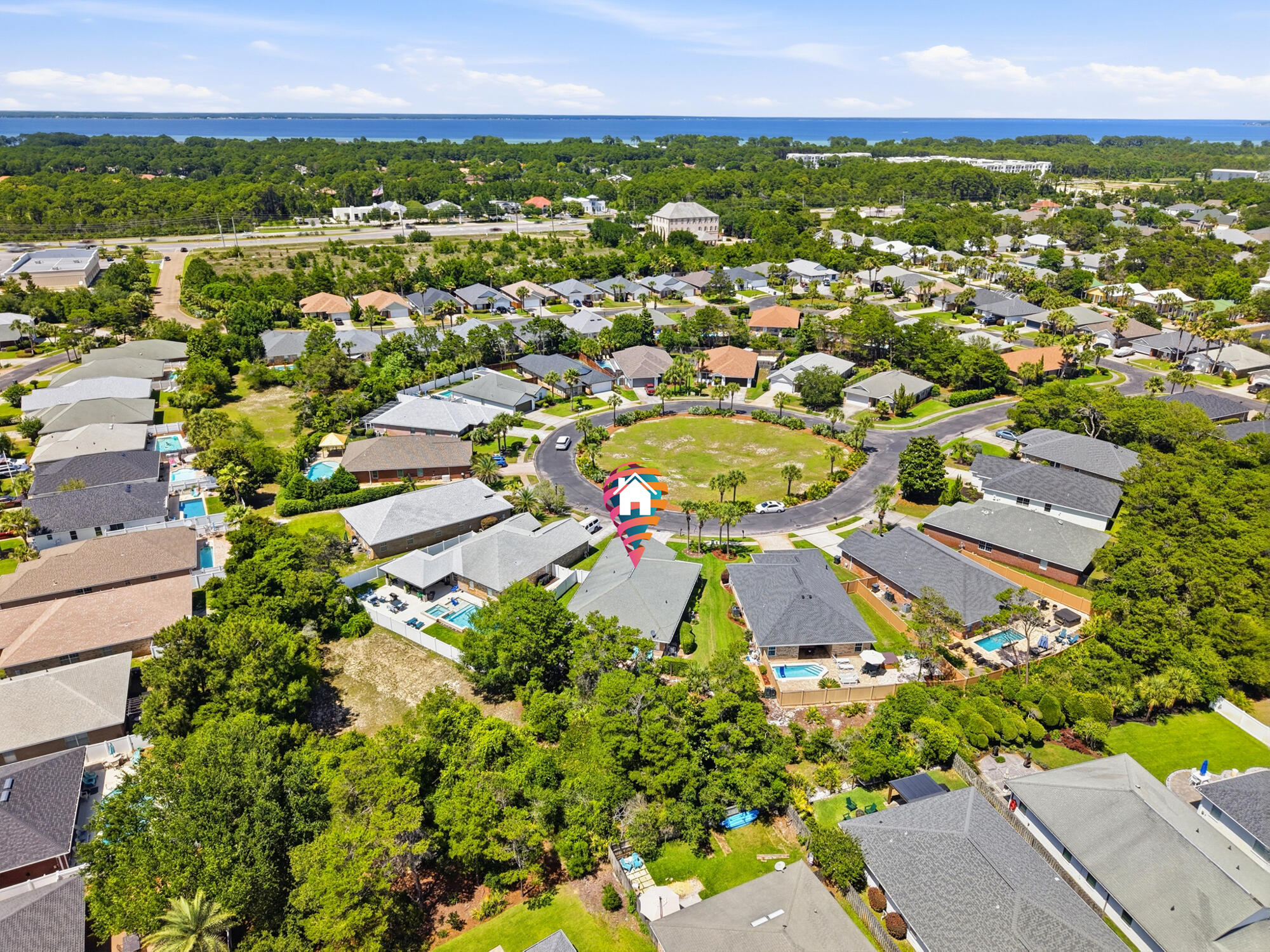 PARADISE RETREAT - Residential