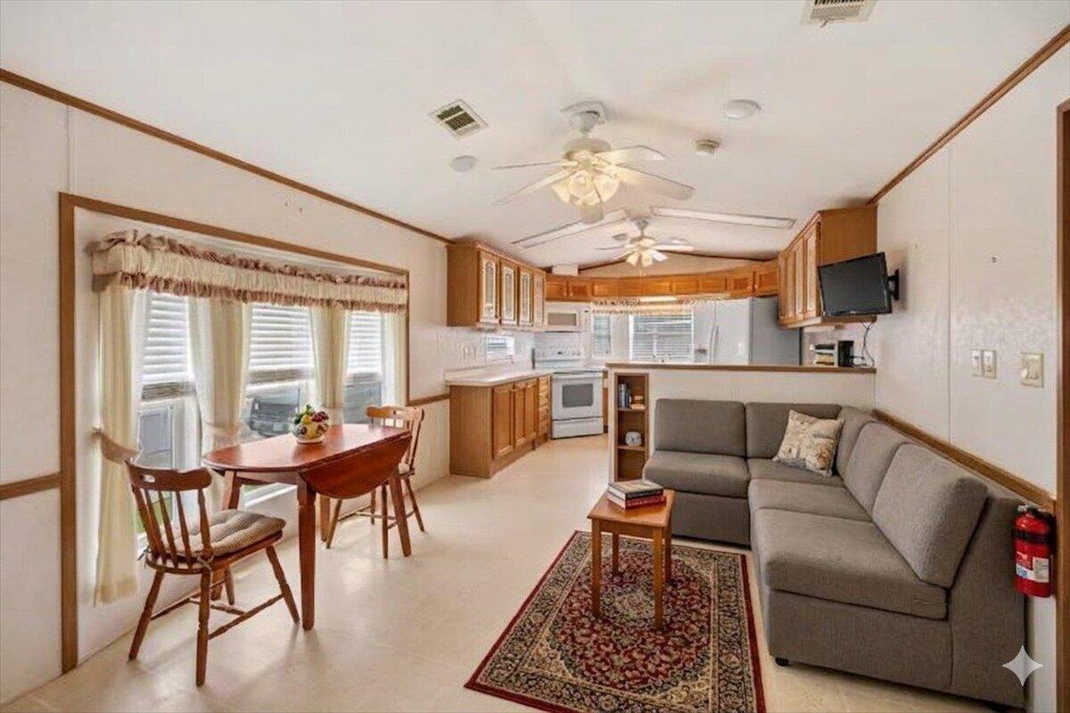 Magnolia RV Park - Residential