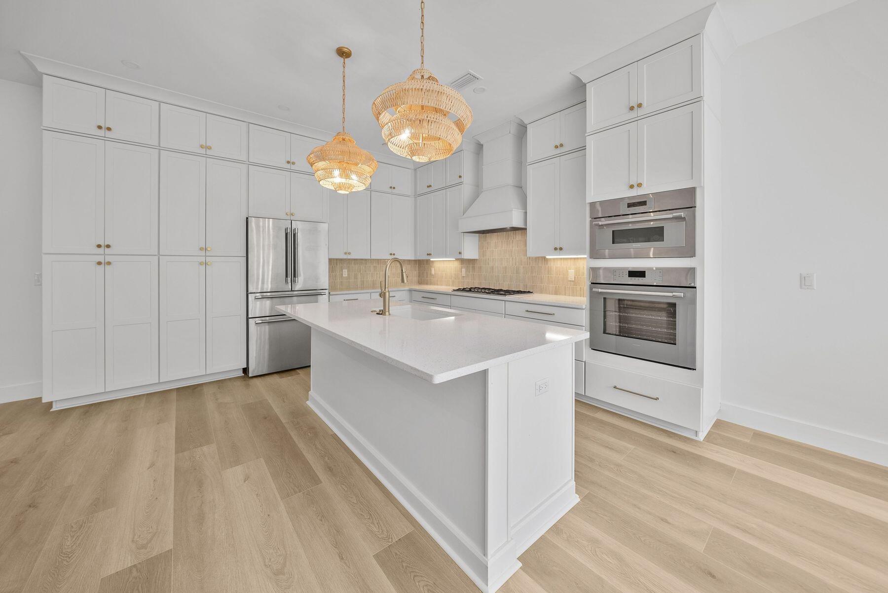 Blu Wave Luxury Residences - Residential