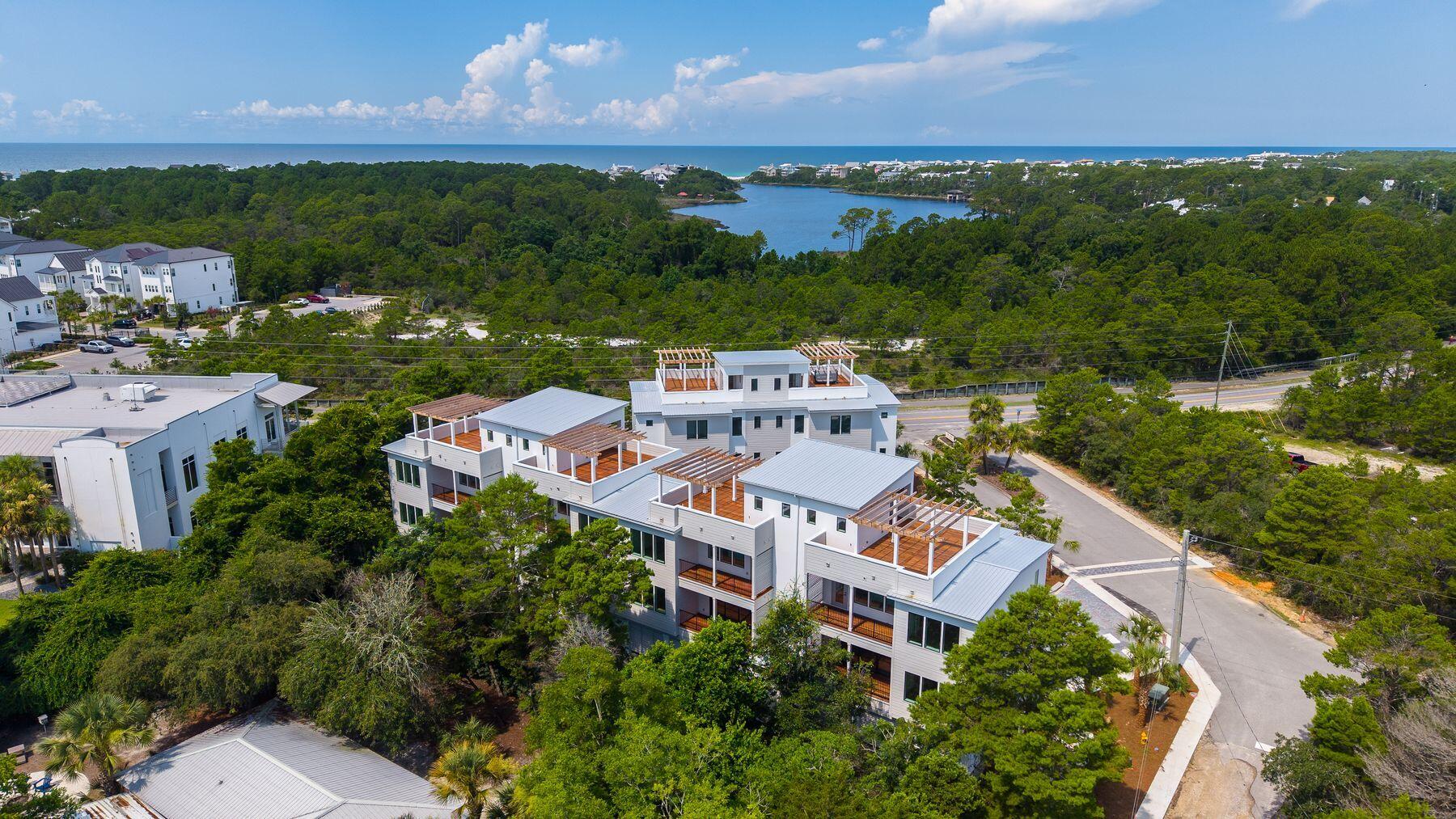 Blu Wave Luxury Residences - Residential