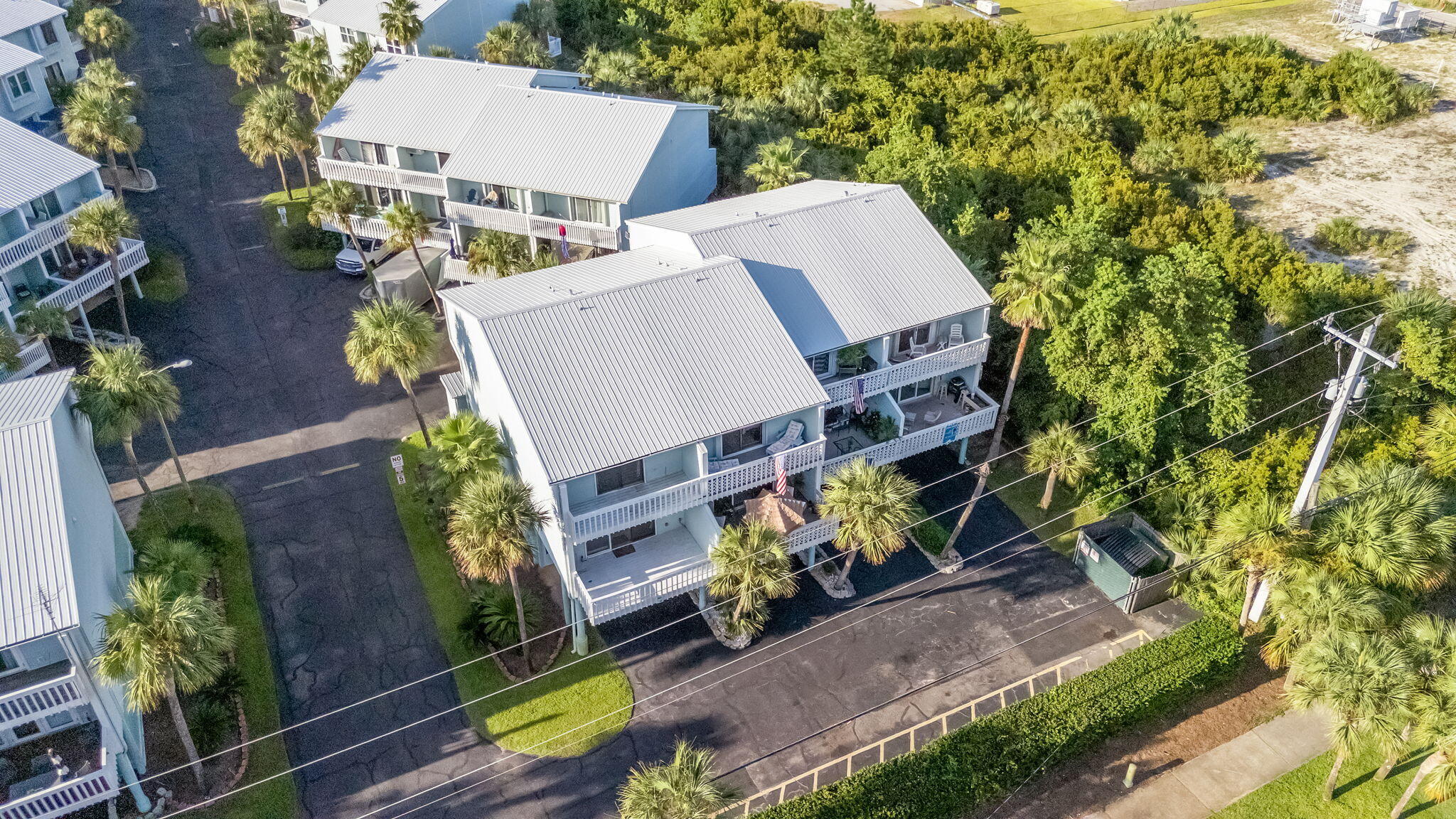 SANDCASTLE BEACH HOMES PH 1 - Residential
