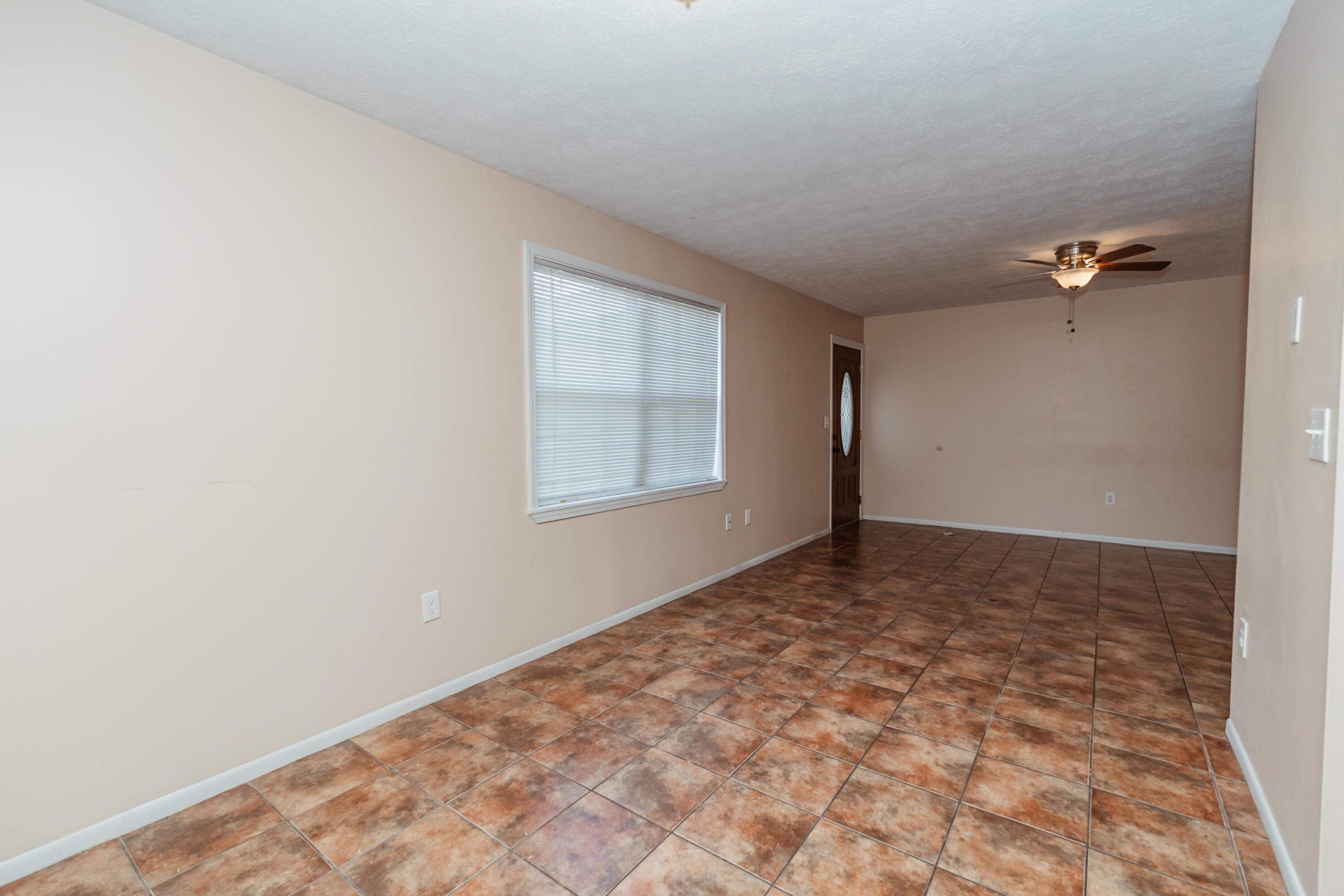BAY BREEZE - Residential Lease
