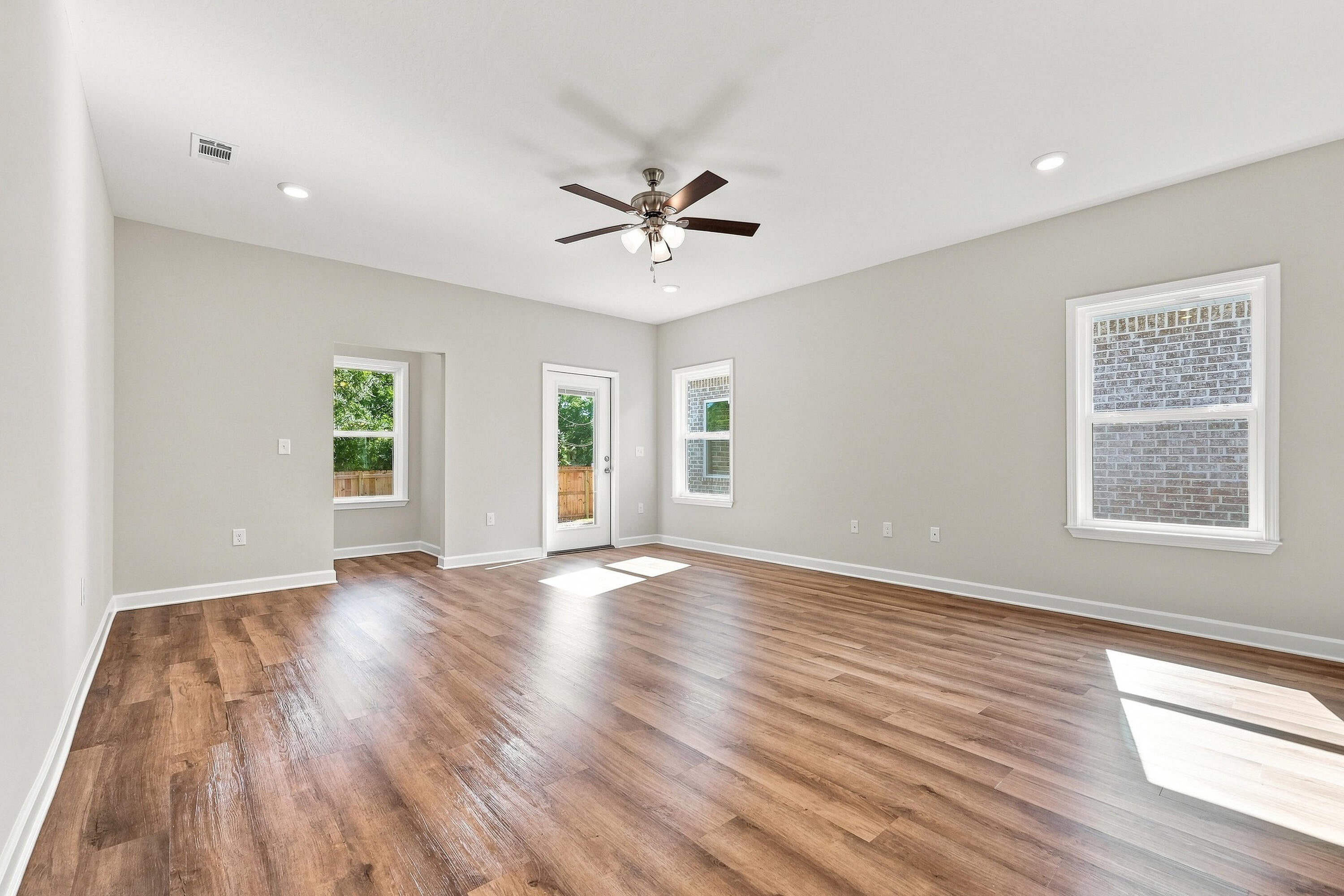 Longview Estates - Residential