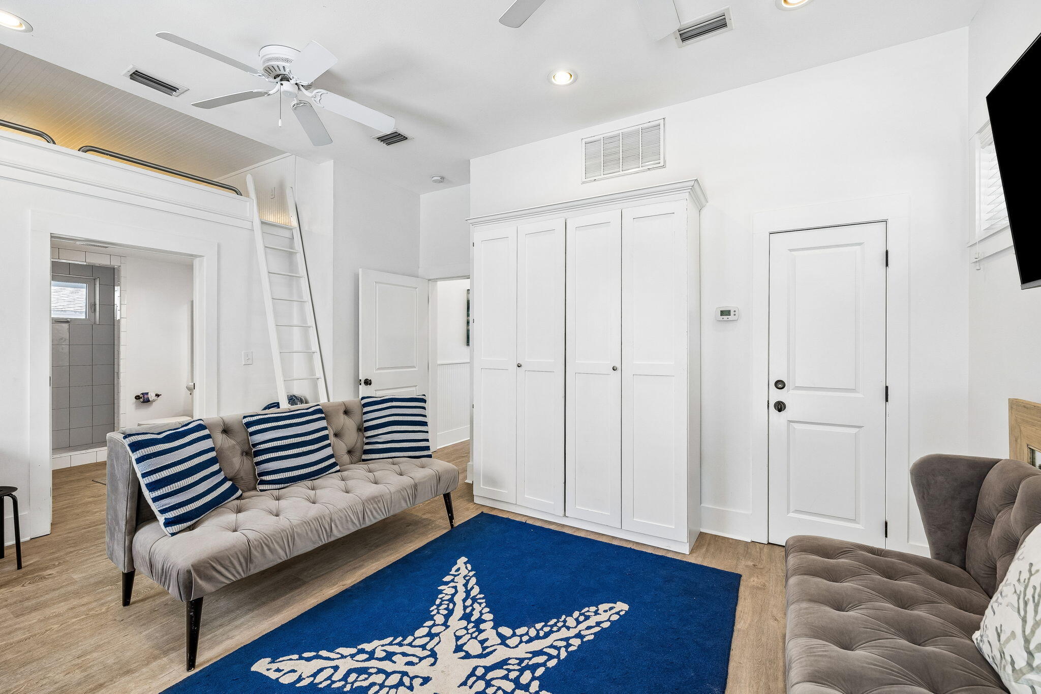 SEAGROVE 1ST ADDN - Residential