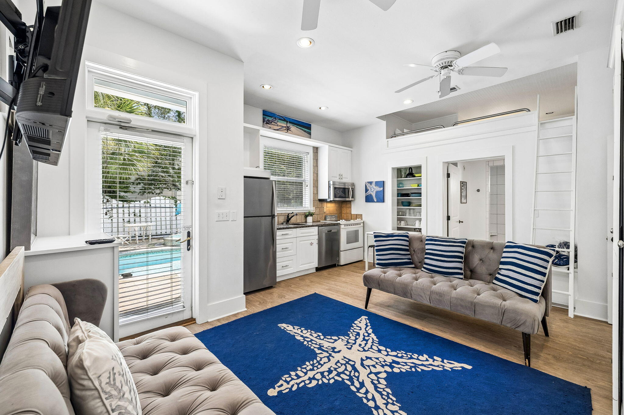 SEAGROVE 1ST ADDN - Residential