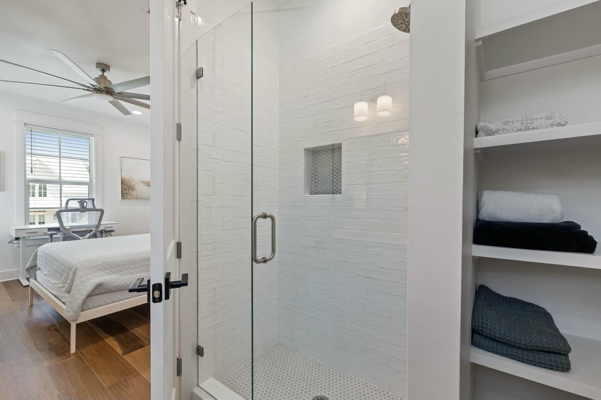 SEABREEZE - Residential