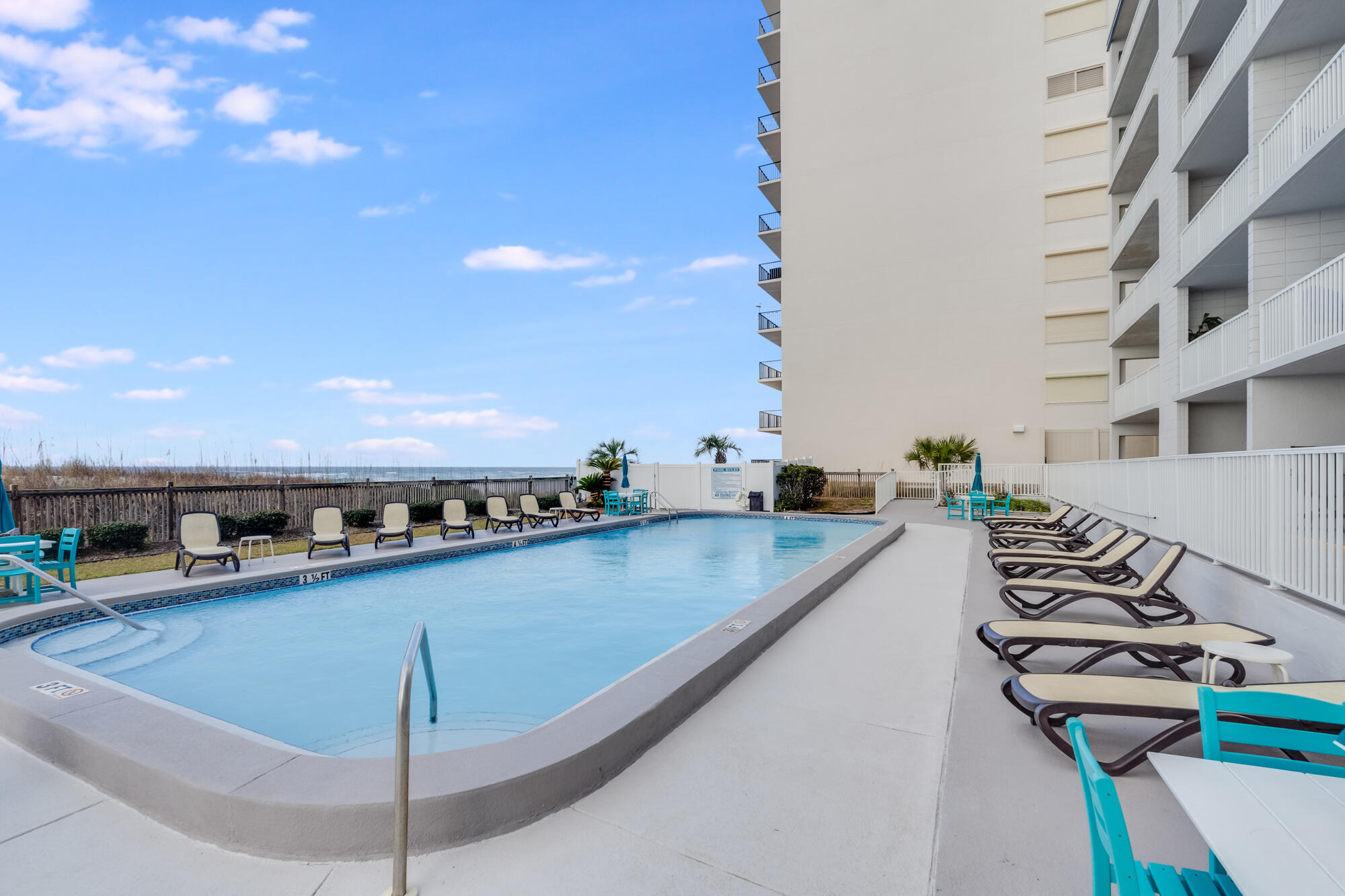 Mariner West Condiminium - Residential