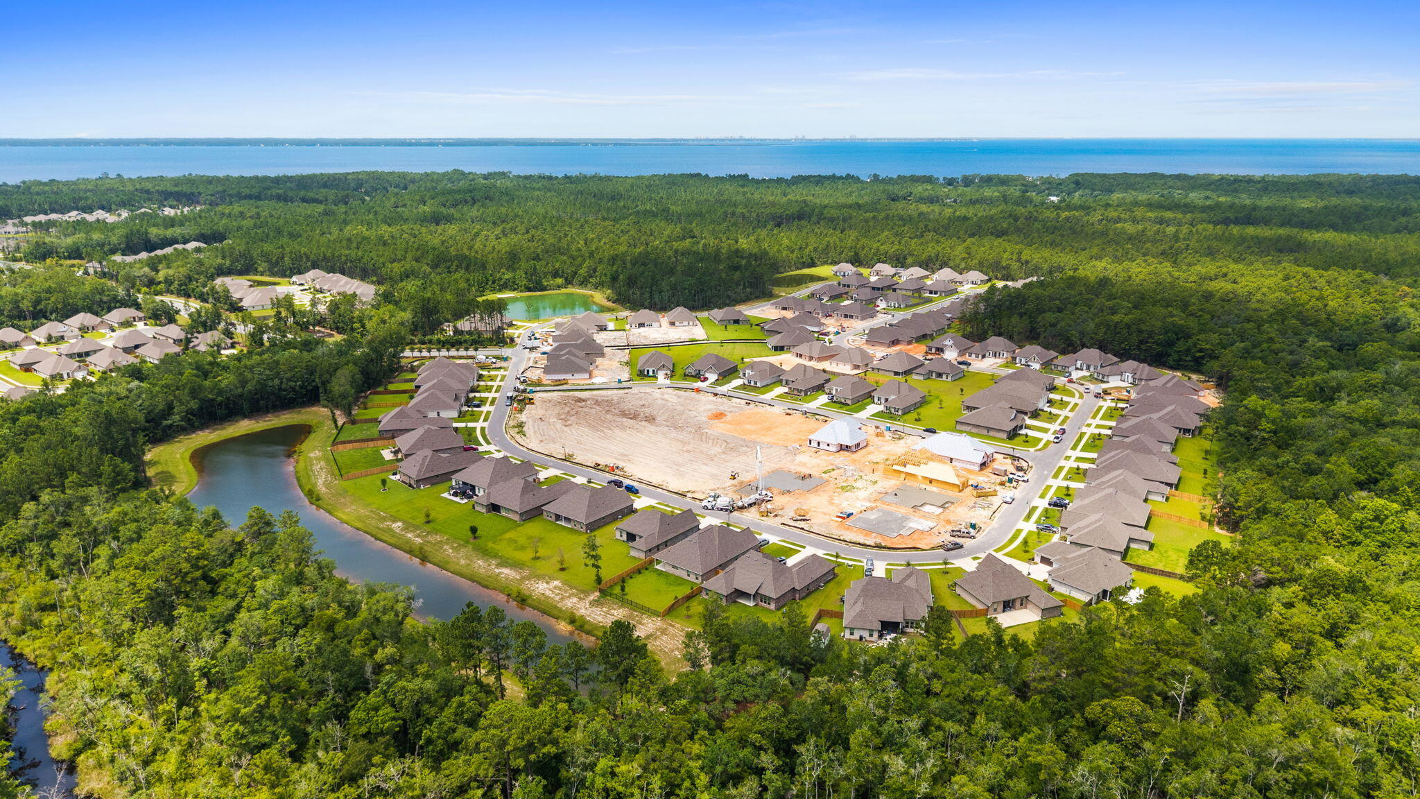 HAMMOCK BAY - BIRD SONG - Residential