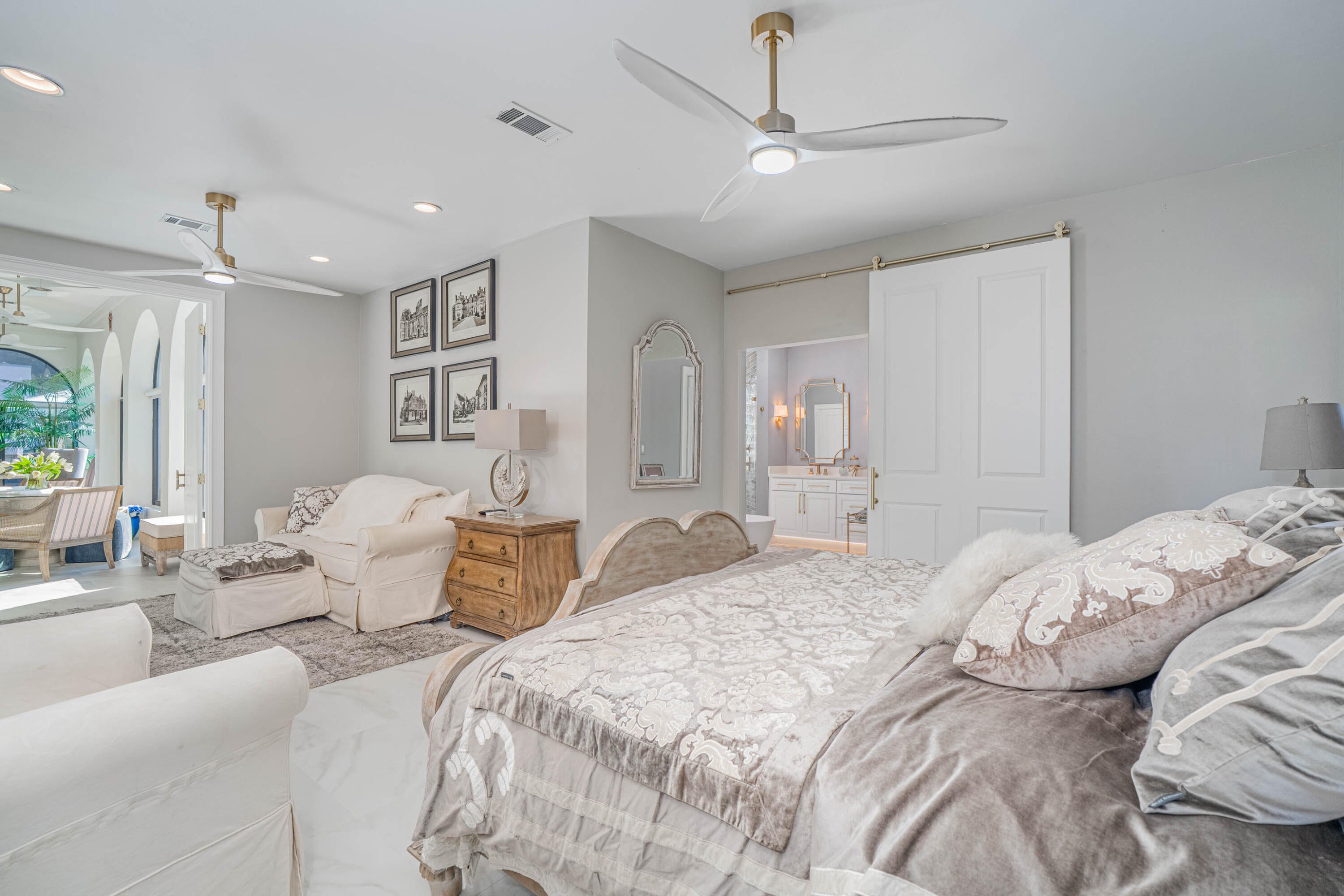BAYTOWNE AVE EAST - Residential