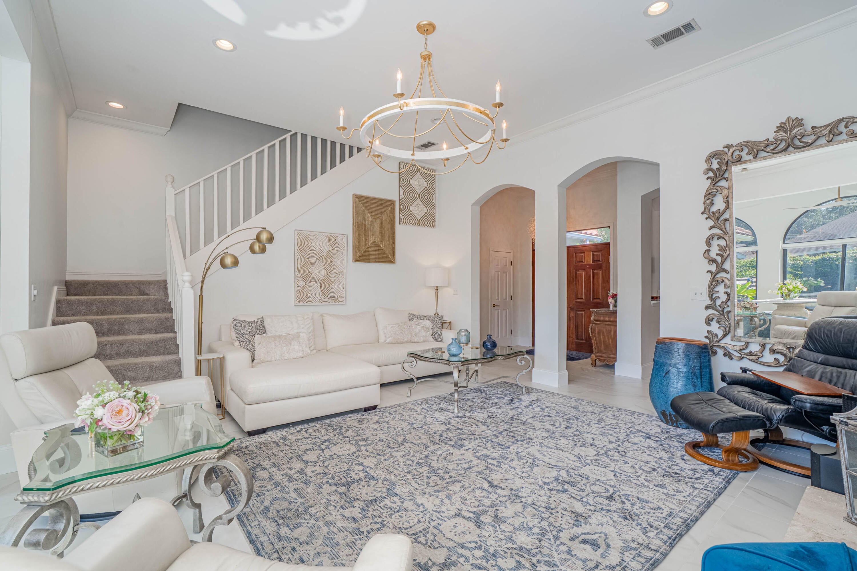 BAYTOWNE AVE EAST - Residential