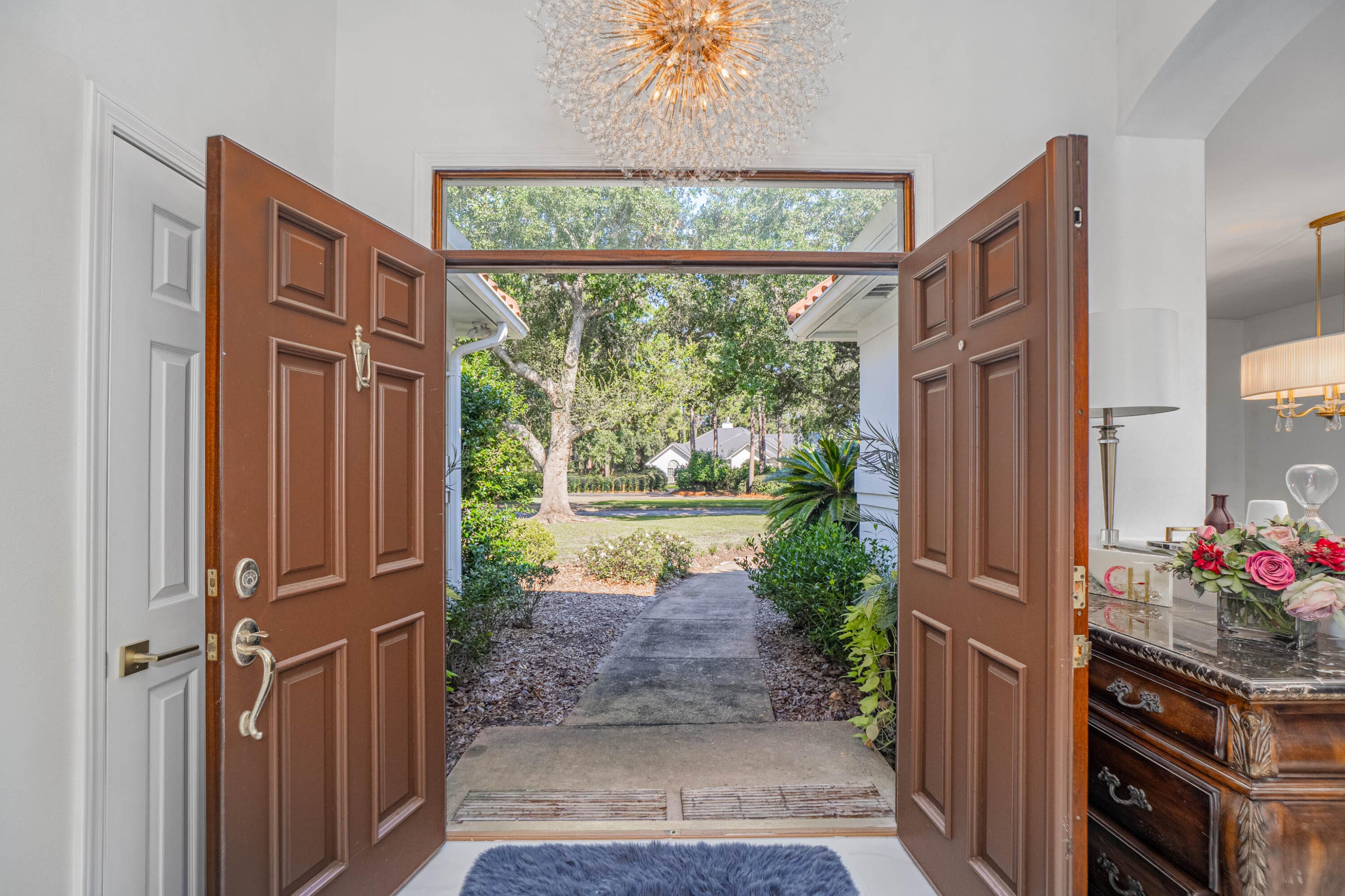 BAYTOWNE AVE EAST - Residential