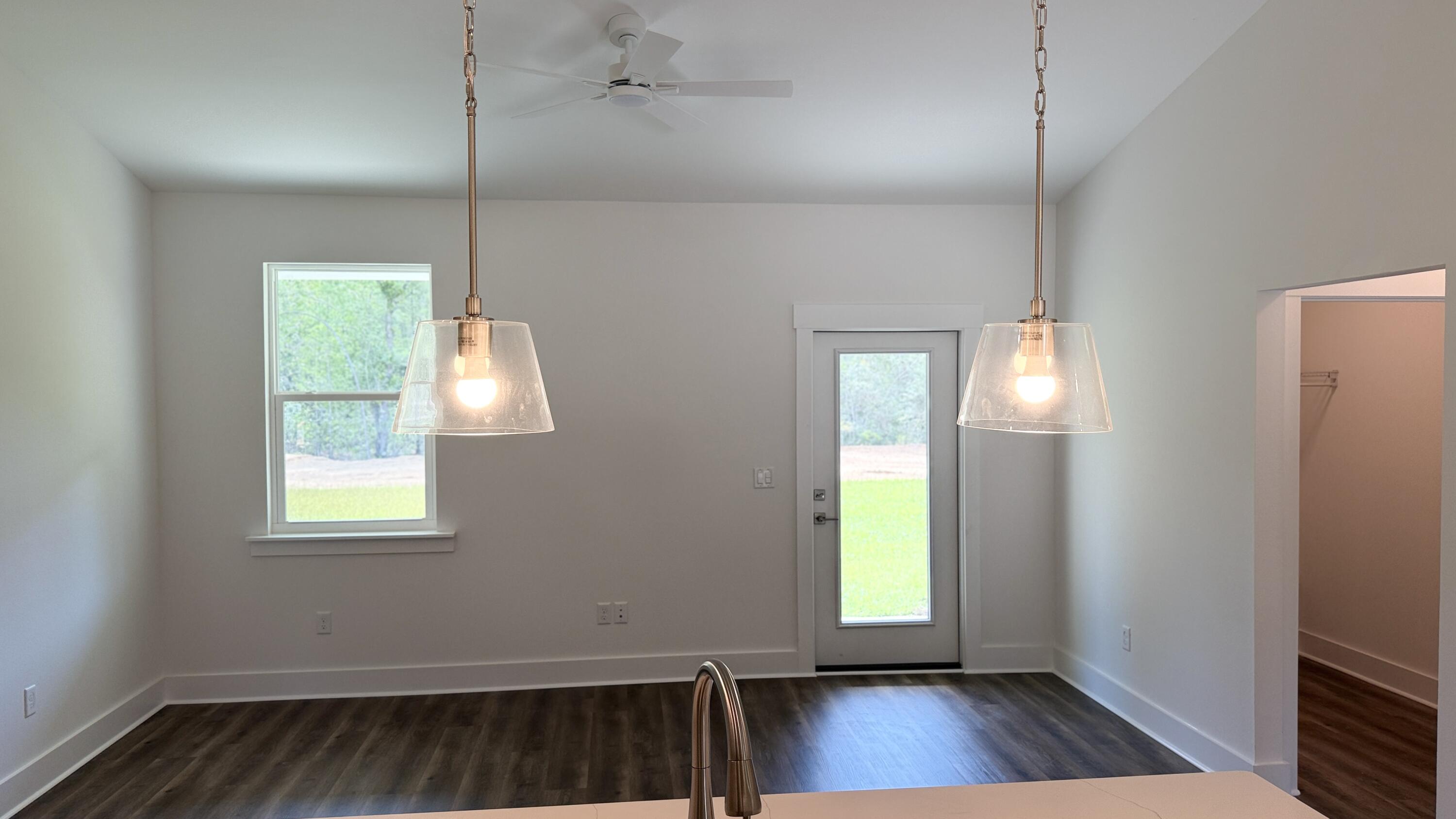SUNNY HILLS - Residential