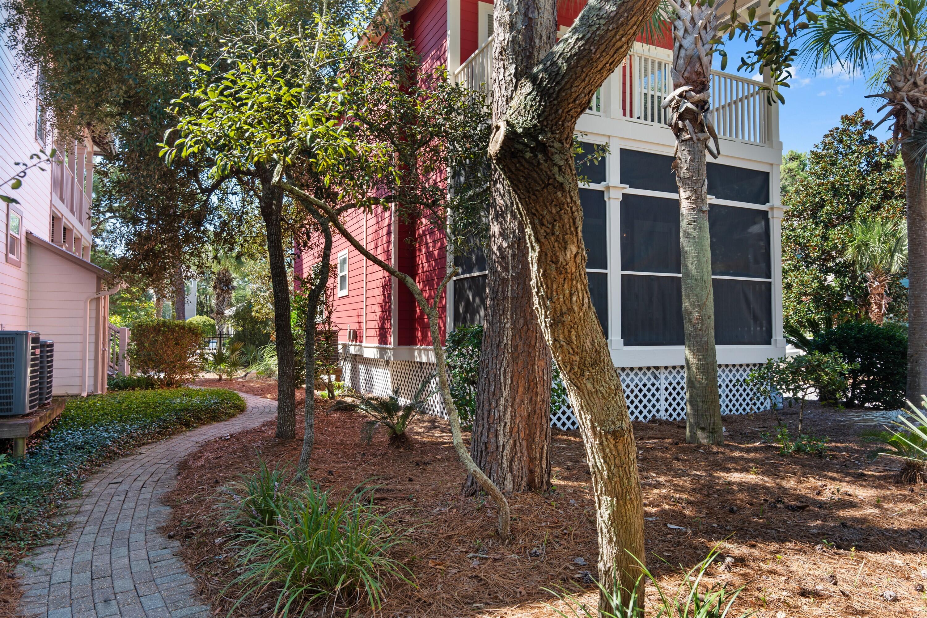 OLD FLORIDA VILLAGE - Residential