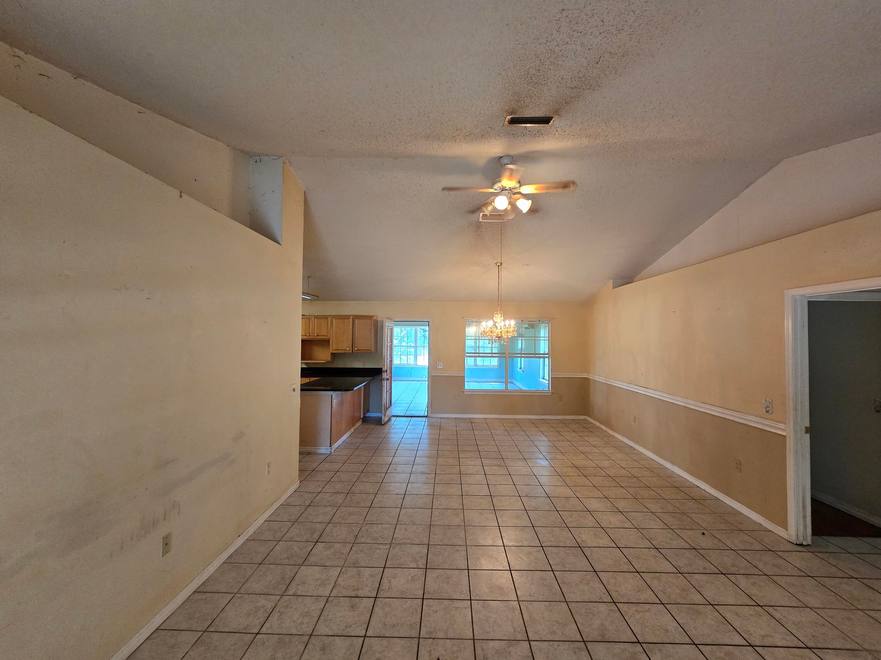 HICKORY SHORES - Residential